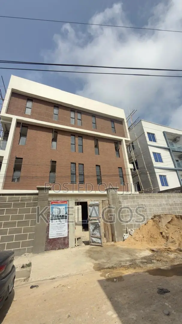 3bdrm Apartment in Ikate for sale in Ikate