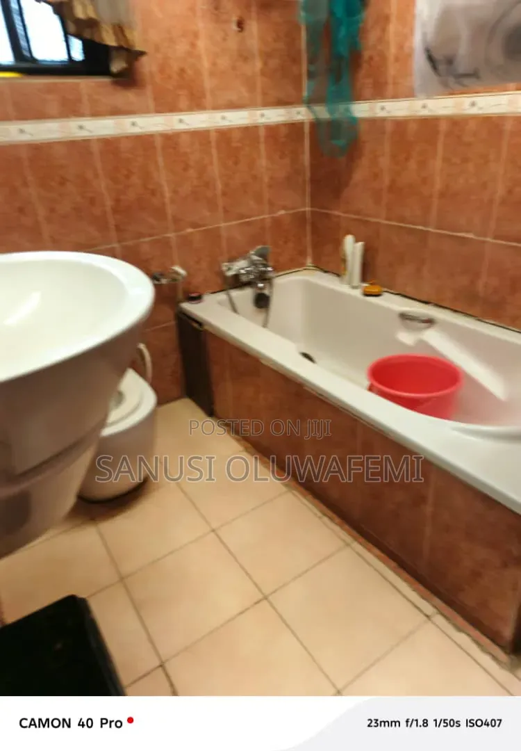 5bdrm Duplex in Alausa for sale in Alausa
