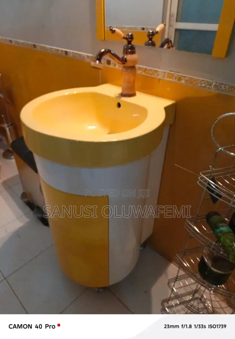 4bdrm Duplex in Alausa for sale in Alausa