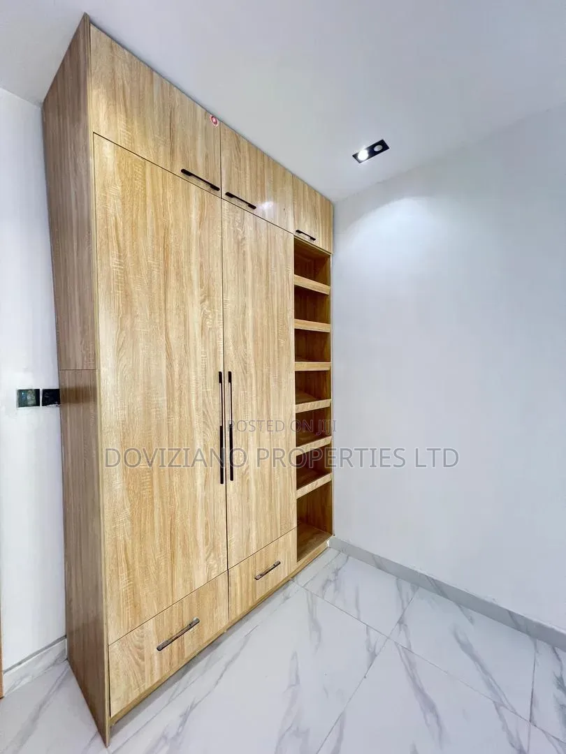 2bdrm Apartment in Lekki Phase 1 for sale in Lekki Phase 1