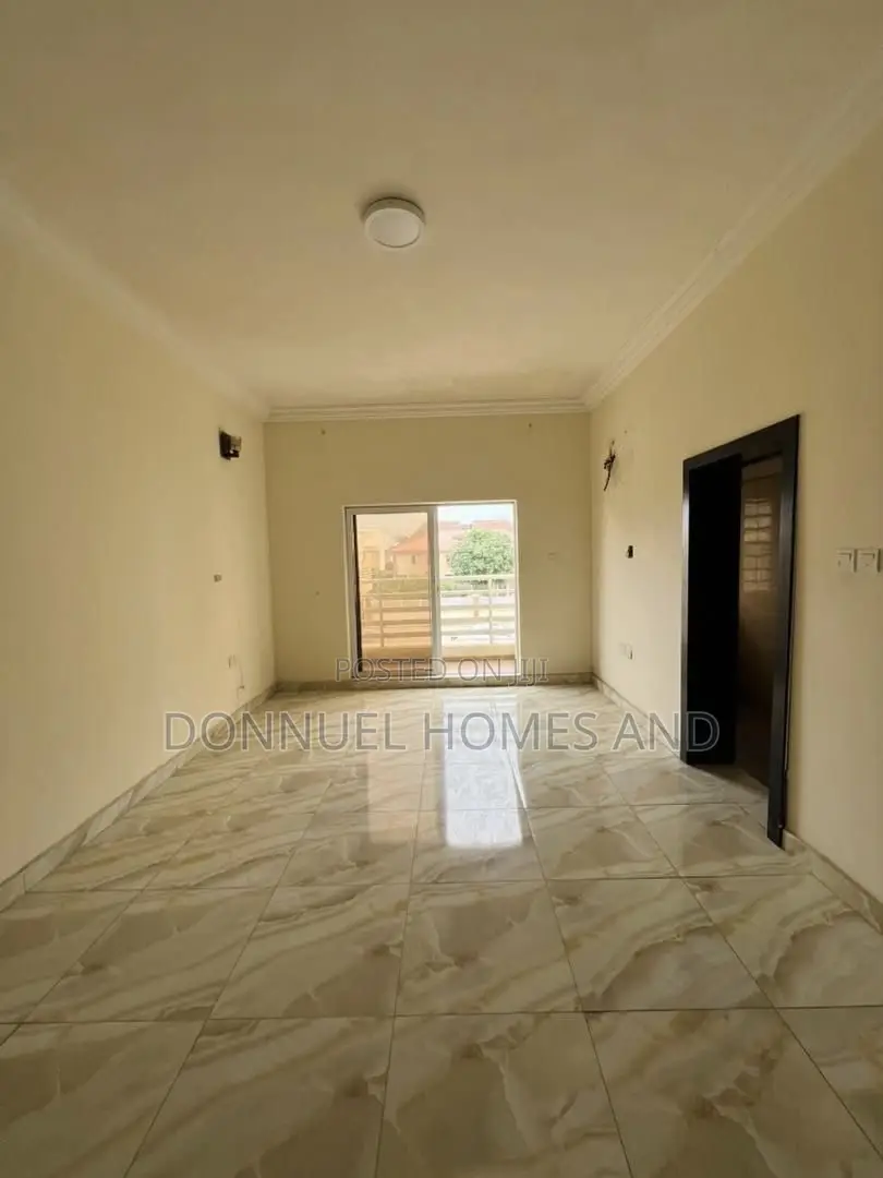 2bdrm Apartment in Off Lekki-Epe Expressway for rent in Off Lekki-Epe Expressway