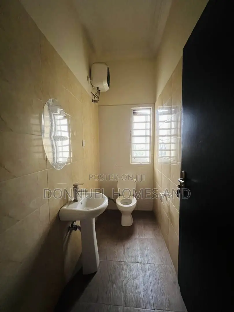 2bdrm Apartment in Off Lekki-Epe Expressway for rent in Off Lekki-Epe Expressway