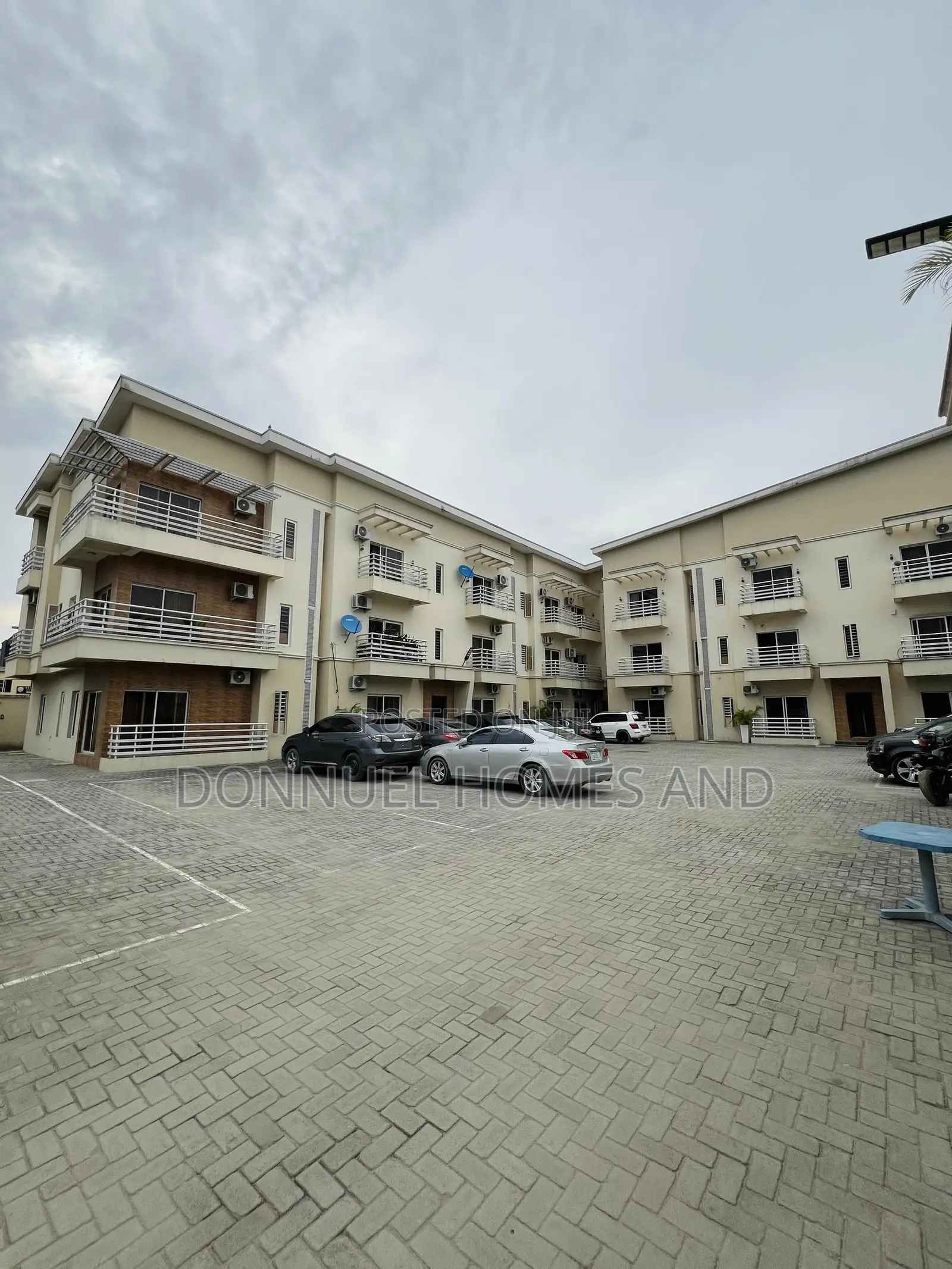 2bdrm Apartment in Off Lekki-Epe Expressway for rent in Off Lekki-Epe Expressway