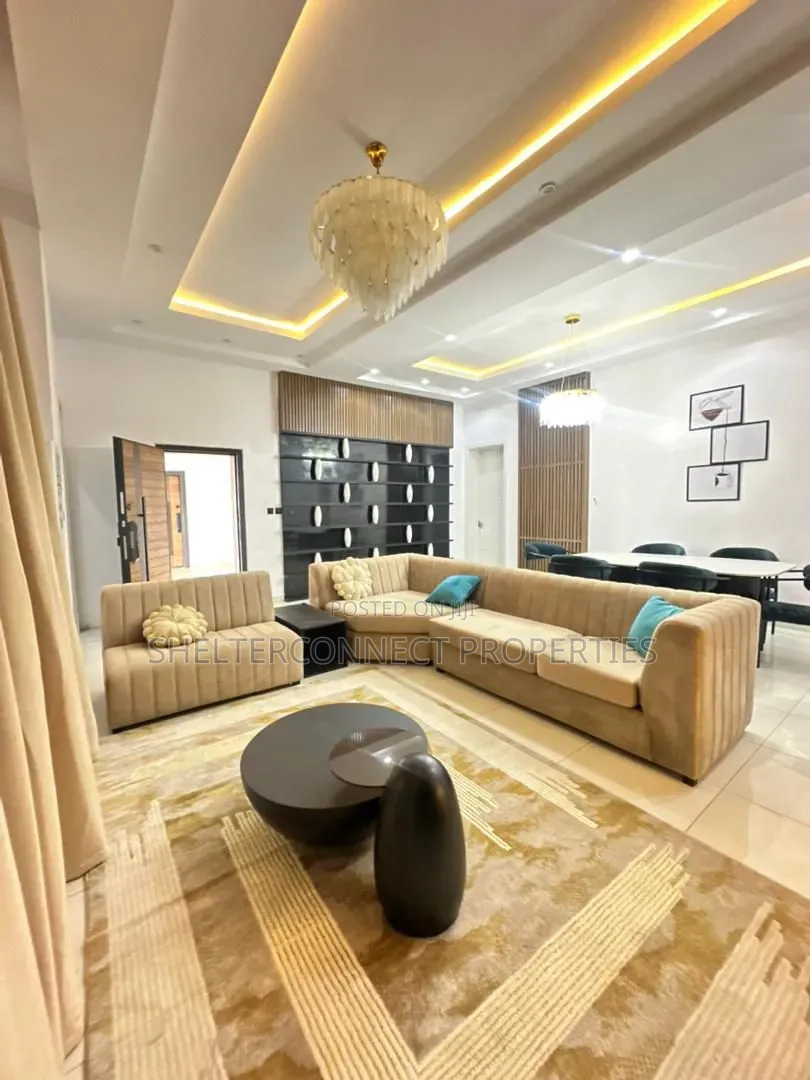 Furnished 3bdrm Apartment in Lekki Phase 1 for rent in Lekki Phase 1