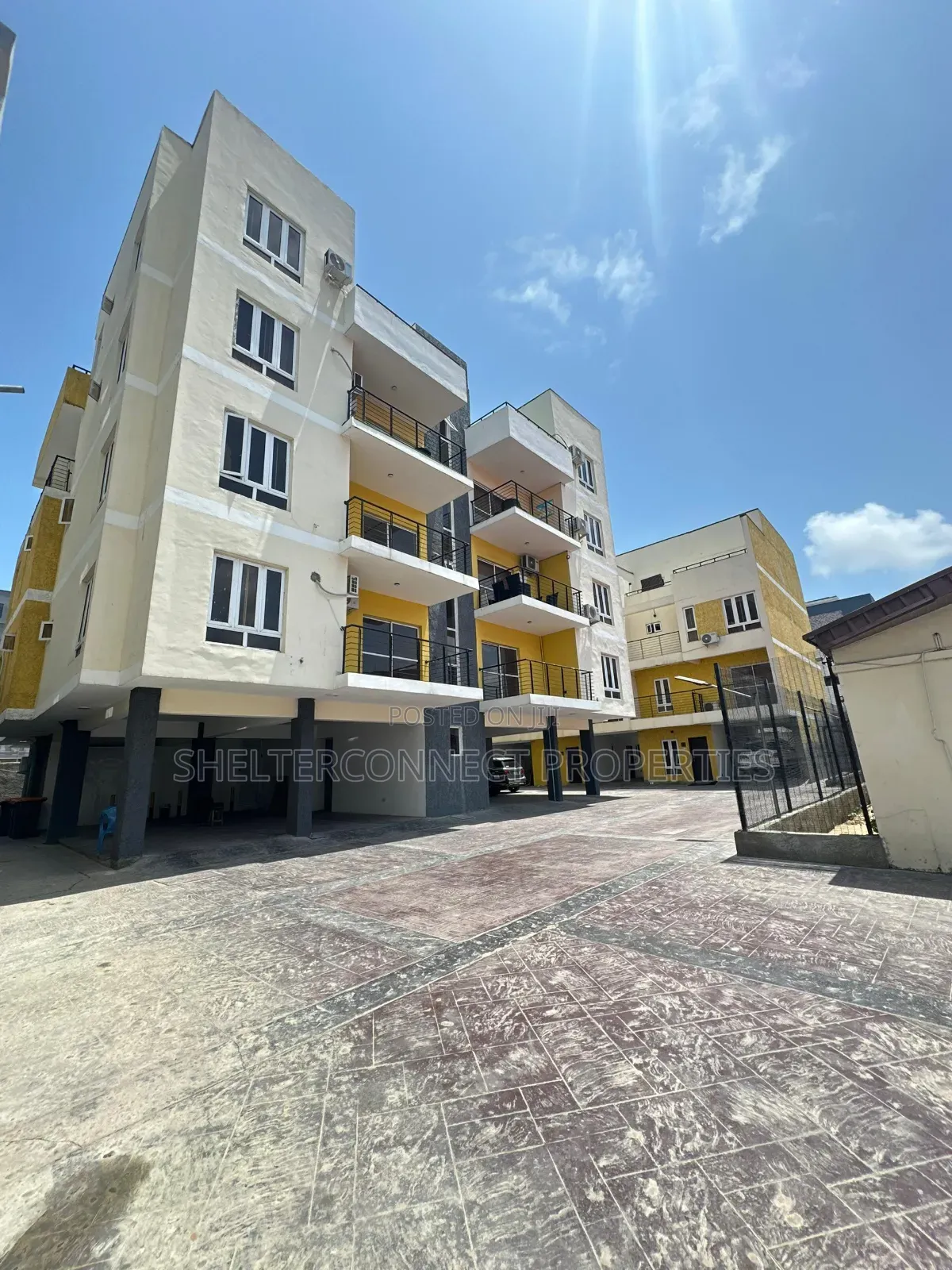 3bdrm Apartment in Lekki Phase 1 for rent in Lekki Phase 1