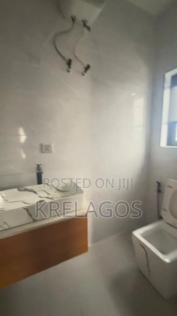 2bdrm Apartment in Ikate for rent in Ikate