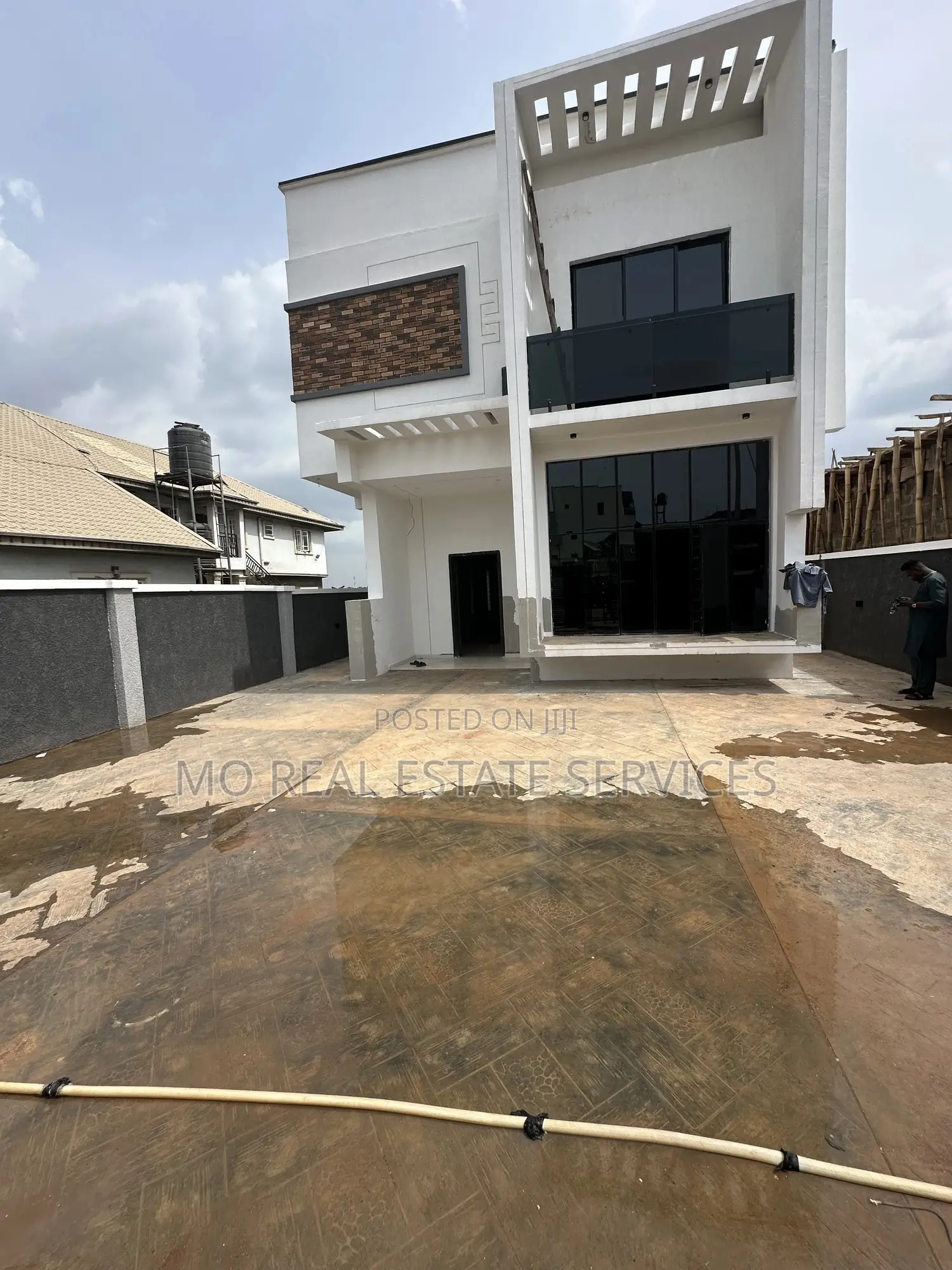 4bdrm Duplex in Olusegun Obasanjo, Abeokuta South for sale in Abeokuta South