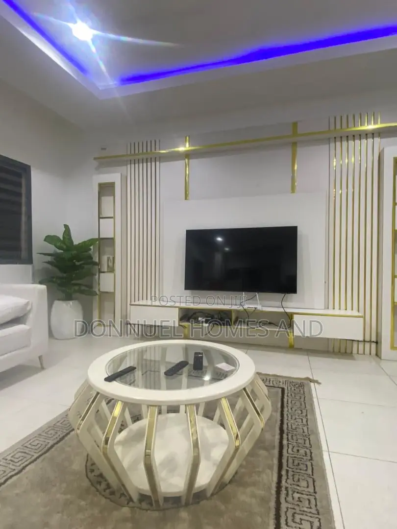 Furnished 3bdrm Apartment in Lekki Phase 1 for rent in Lekki Phase 1