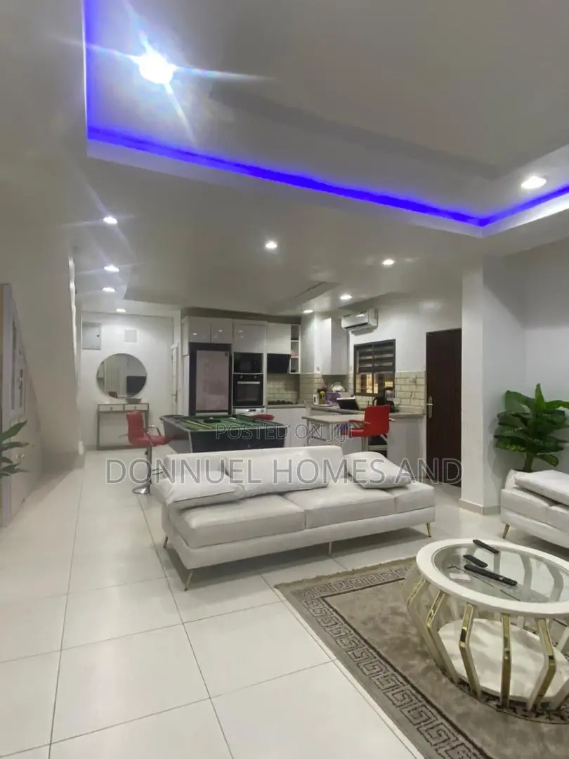 Furnished 3bdrm Apartment in Lekki Phase 1 for rent in Lekki Phase 1
