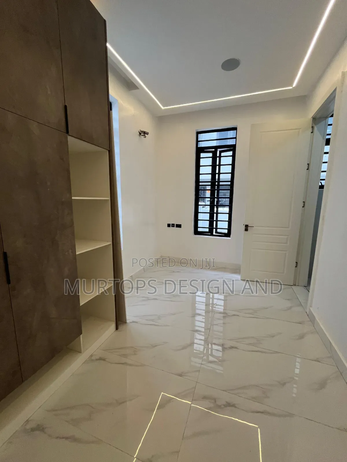 5bdrm Duplex in Lekki Phase 1 for sale in Lekki Phase 1