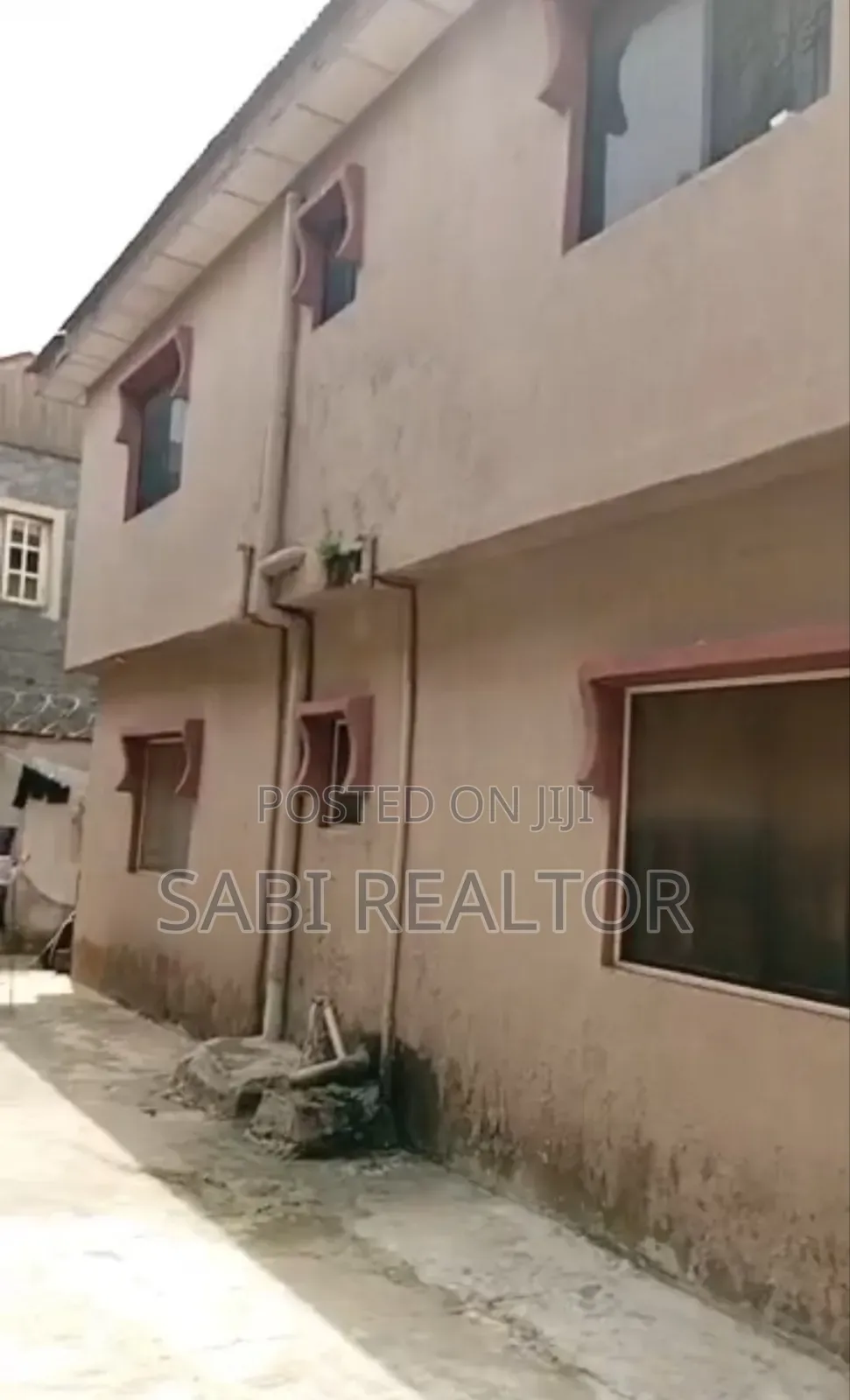 Furnished 2bdrm Block of Flats in Beckley Estate, New Oko Oba for sale in New Oko Oba