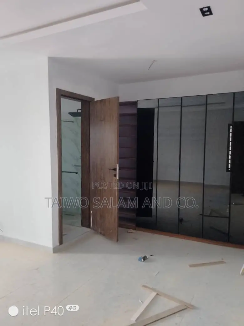 5bdrm Duplex in Bodija for sale in Bodija
