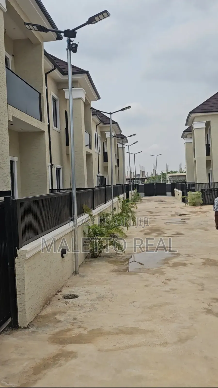 Furnished 5bdrm Duplex in 7 Families, Gaduwa for sale in Gaduwa