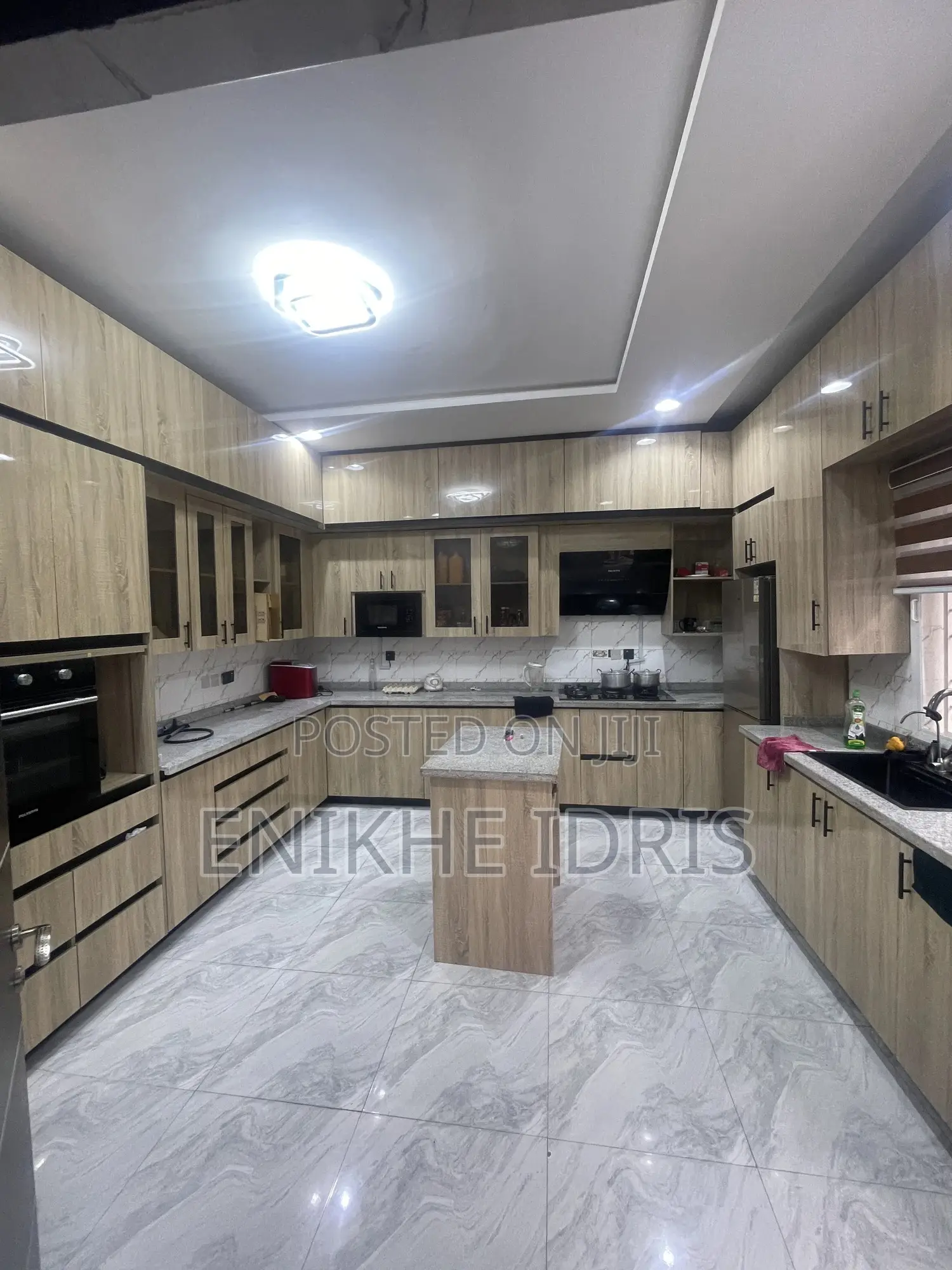 Furnished 4bdrm Townhouse/Terrace in River Park Estate, Lugbe District in Lugbe District