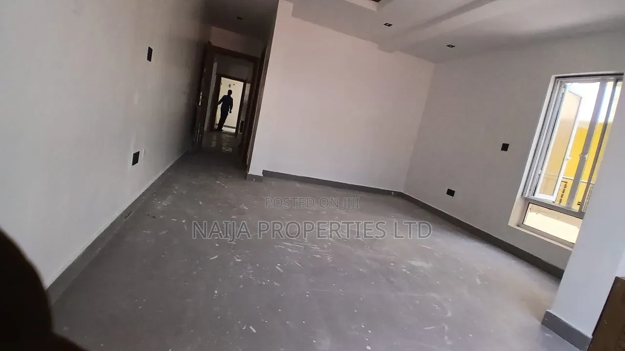 3bdrm Apartment in Off Freedom Way, Lekki Phase 1 for sale in Lekki Phase 1