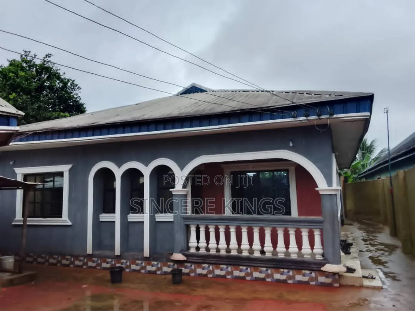 4bdrm Bungalow in Akpasak Estate, Uyo for sale in Uyo