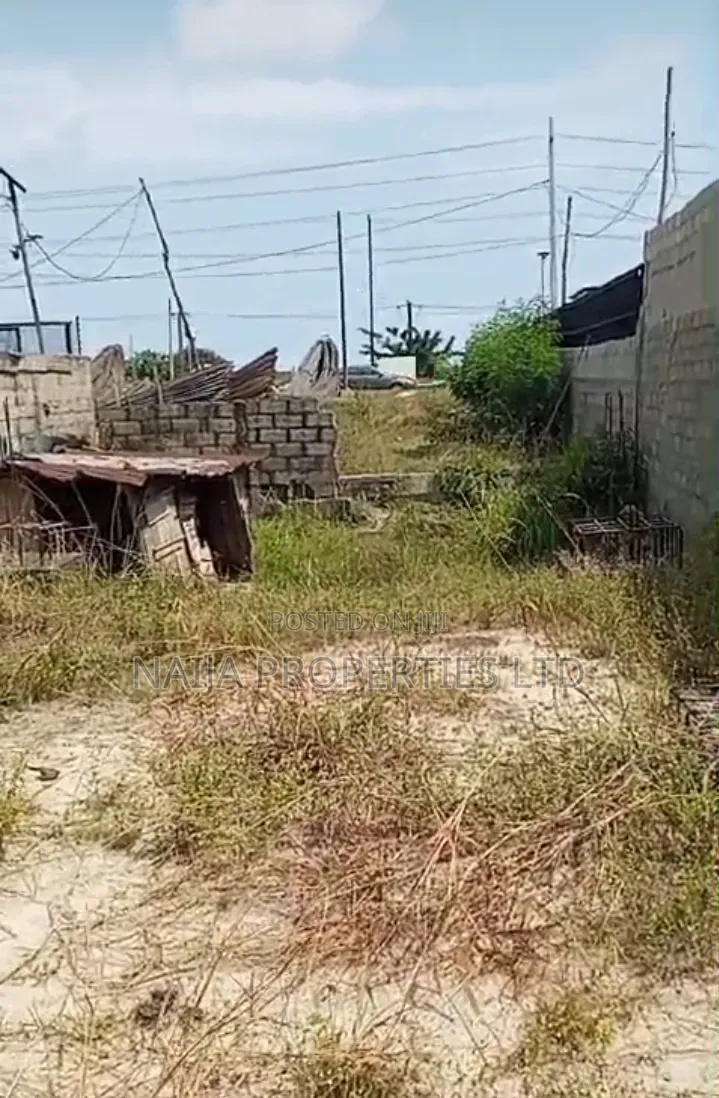 Half Plot of Land Directly on the Express at Abijo, Lekki-Ajah for Sale in Abijo