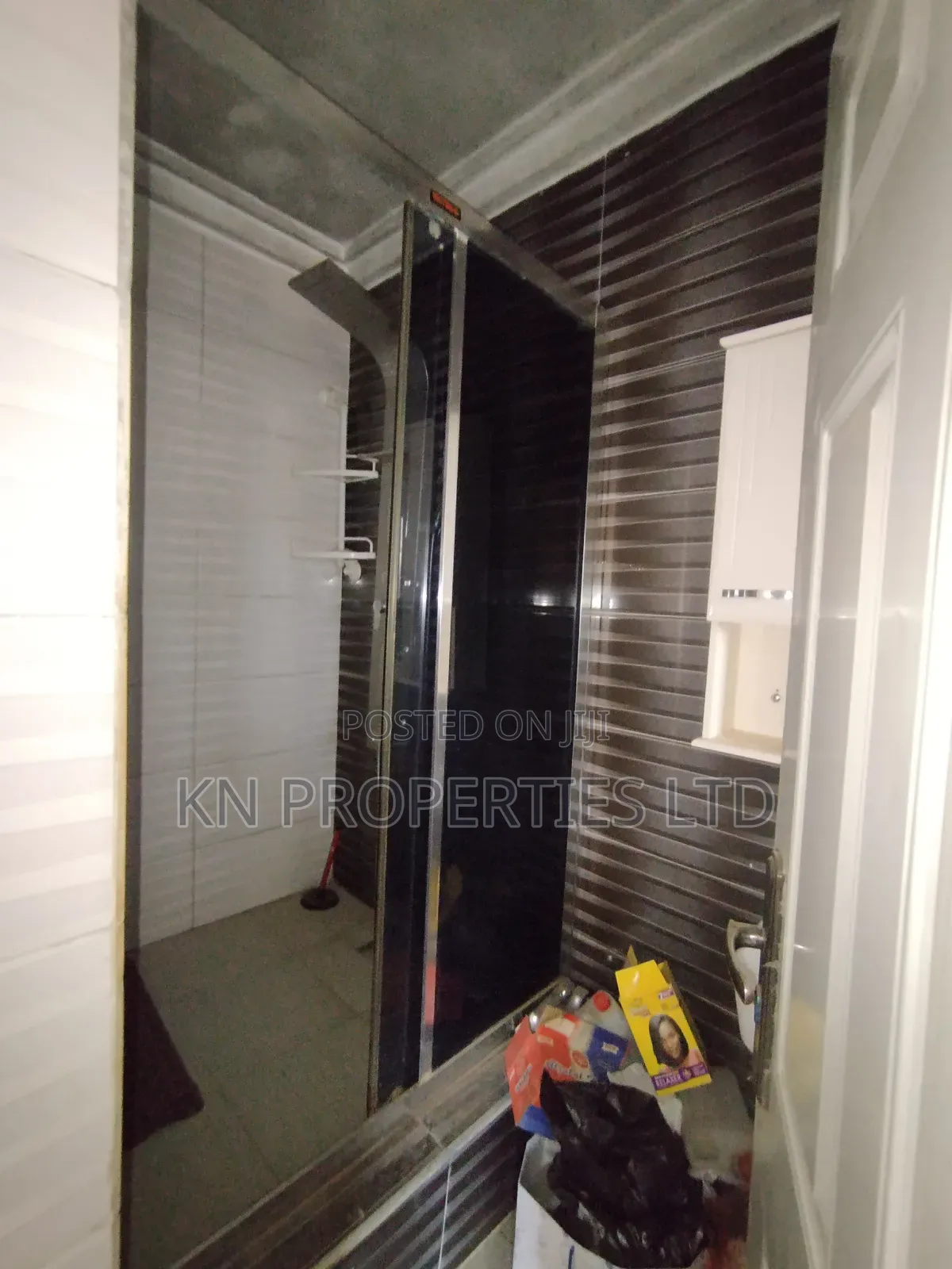 4bdrm Townhouse / Terrace in Kaura for rent in Kaura