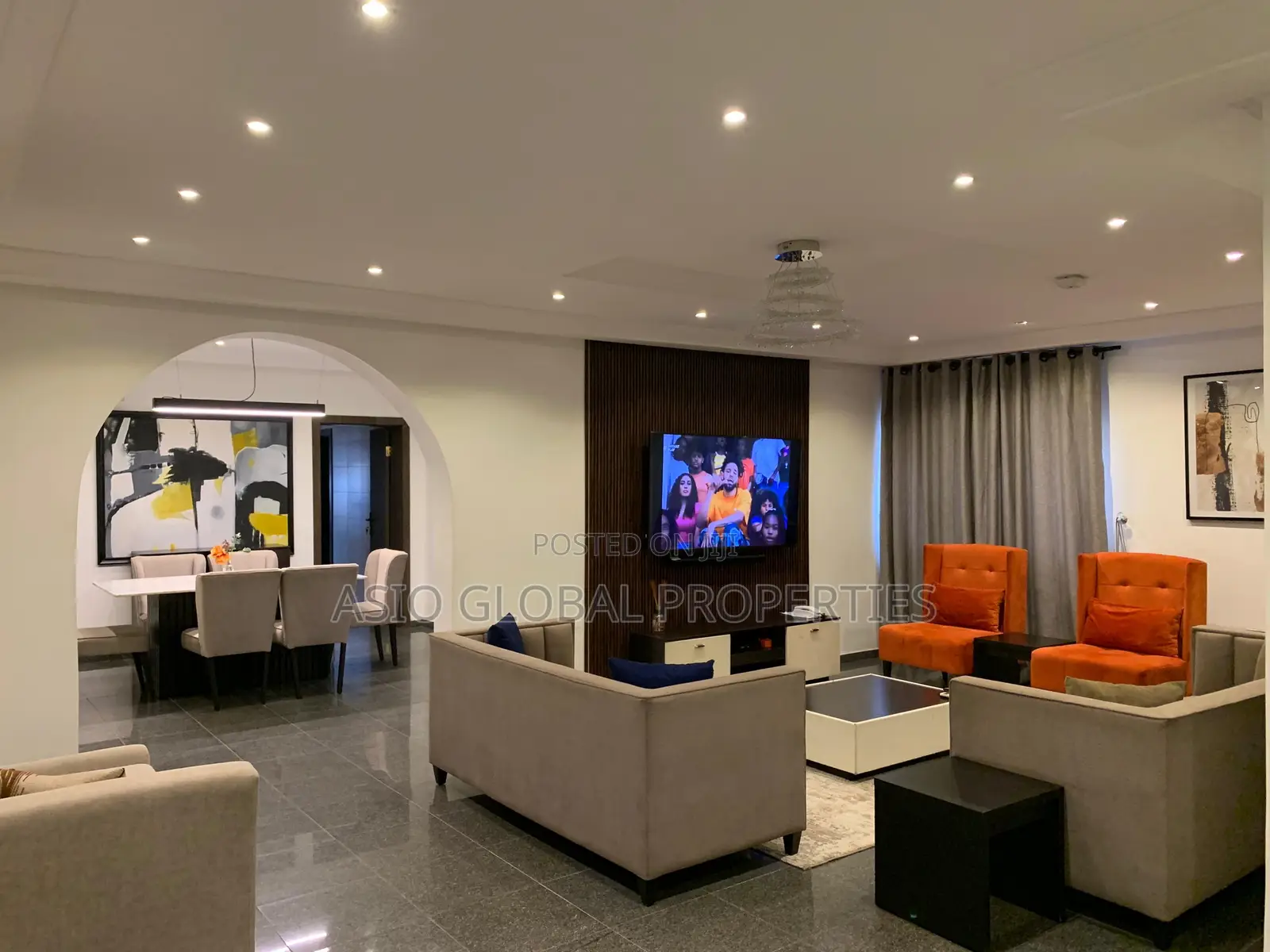 4-Bedroom Luxury Apartment With Pool at Lekki Phase 1 in Lekki Phase 1