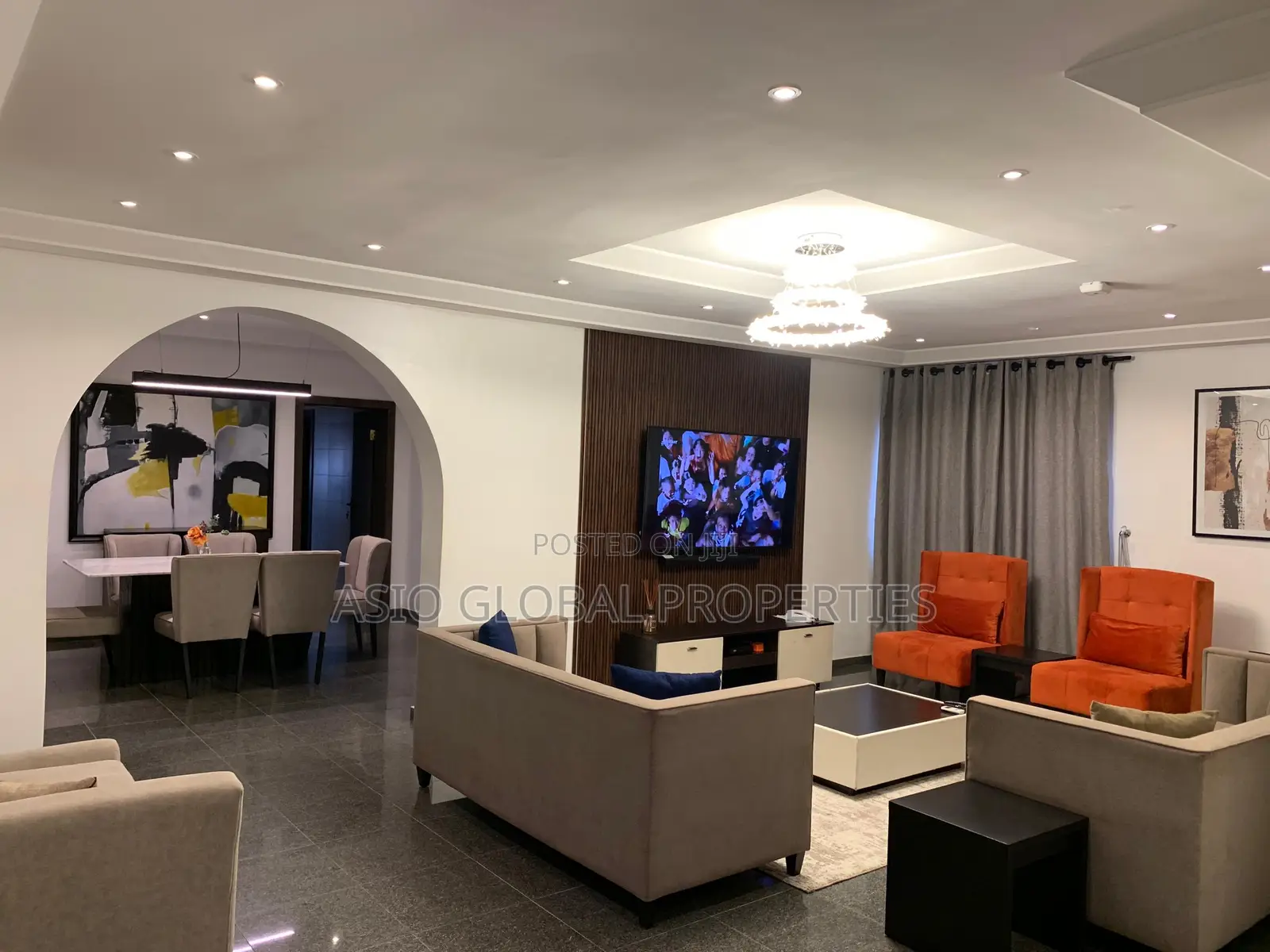 4-Bedroom Luxury Apartment With Pool at Lekki Phase 1 in Lekki Phase 1