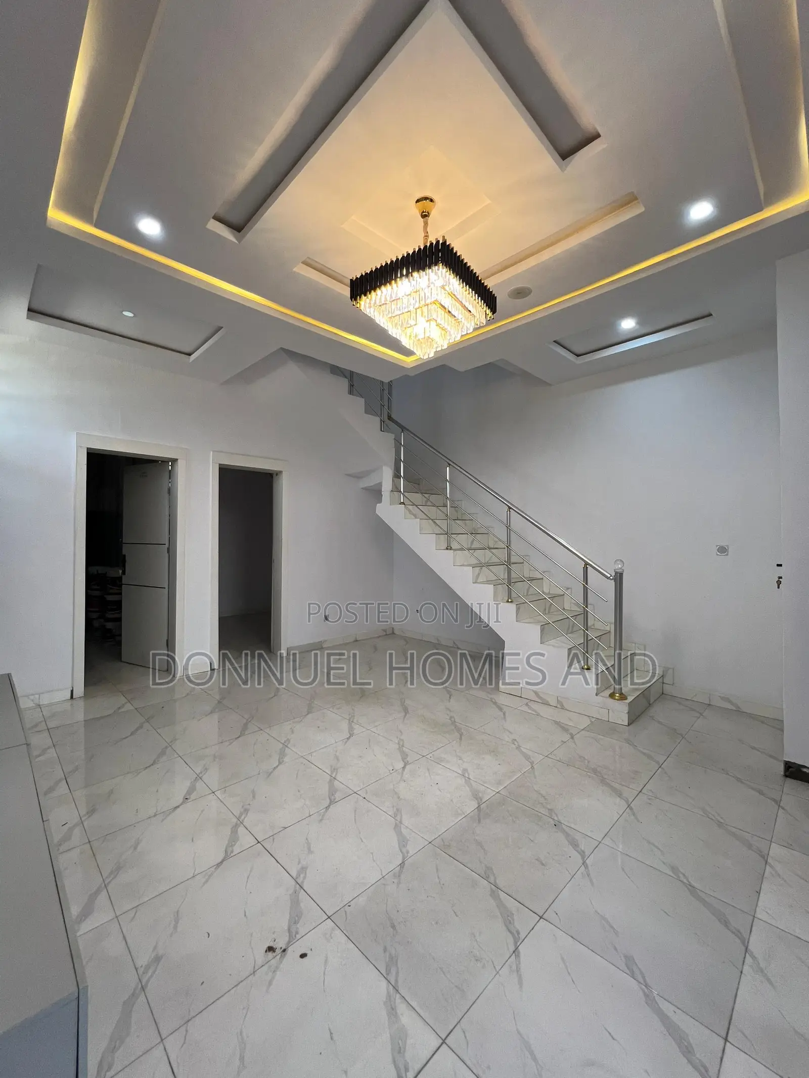 4bdrm Townhouse / Terrace in Lekki Expressway for rent in Lekki Expressway