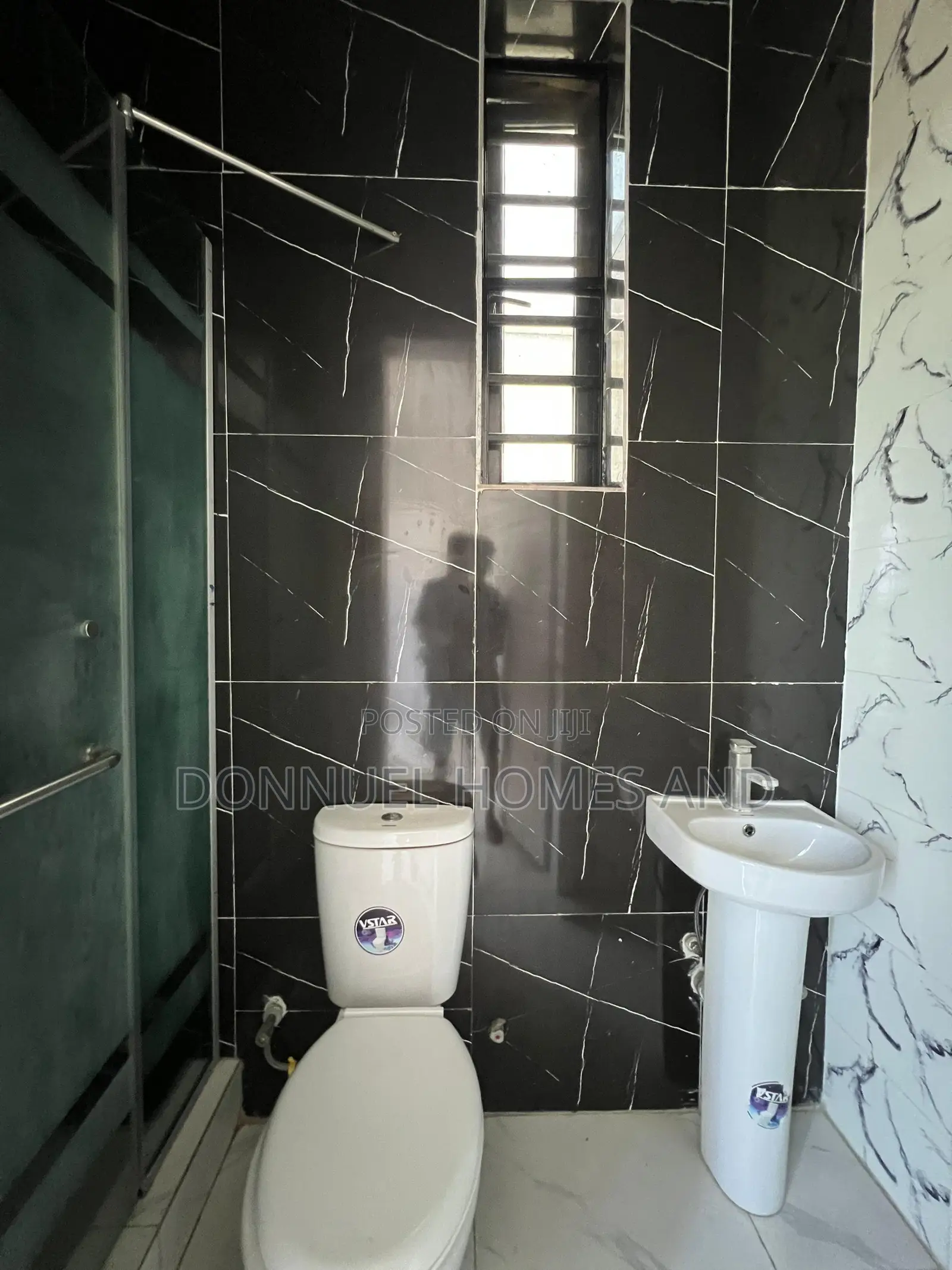 4bdrm Townhouse / Terrace in Lekki Expressway for rent in Lekki Expressway