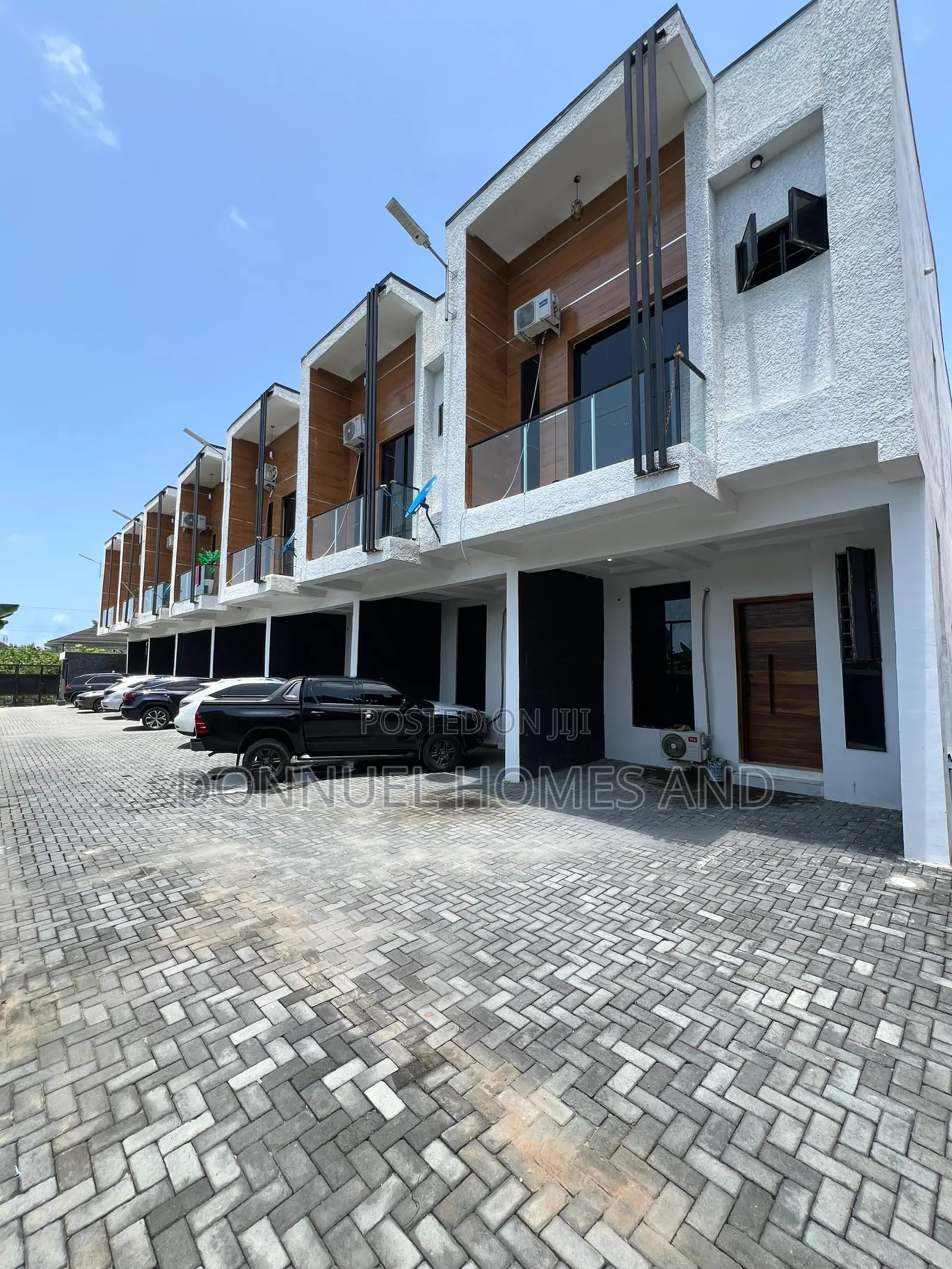 4bdrm Townhouse / Terrace in Lekki Expressway for rent in Lekki Expressway