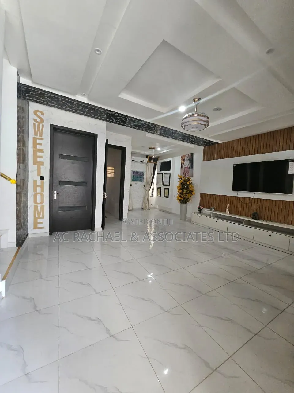 4bdrm Duplex in Orchid Road Lekki, Ikota for sale in Ikota