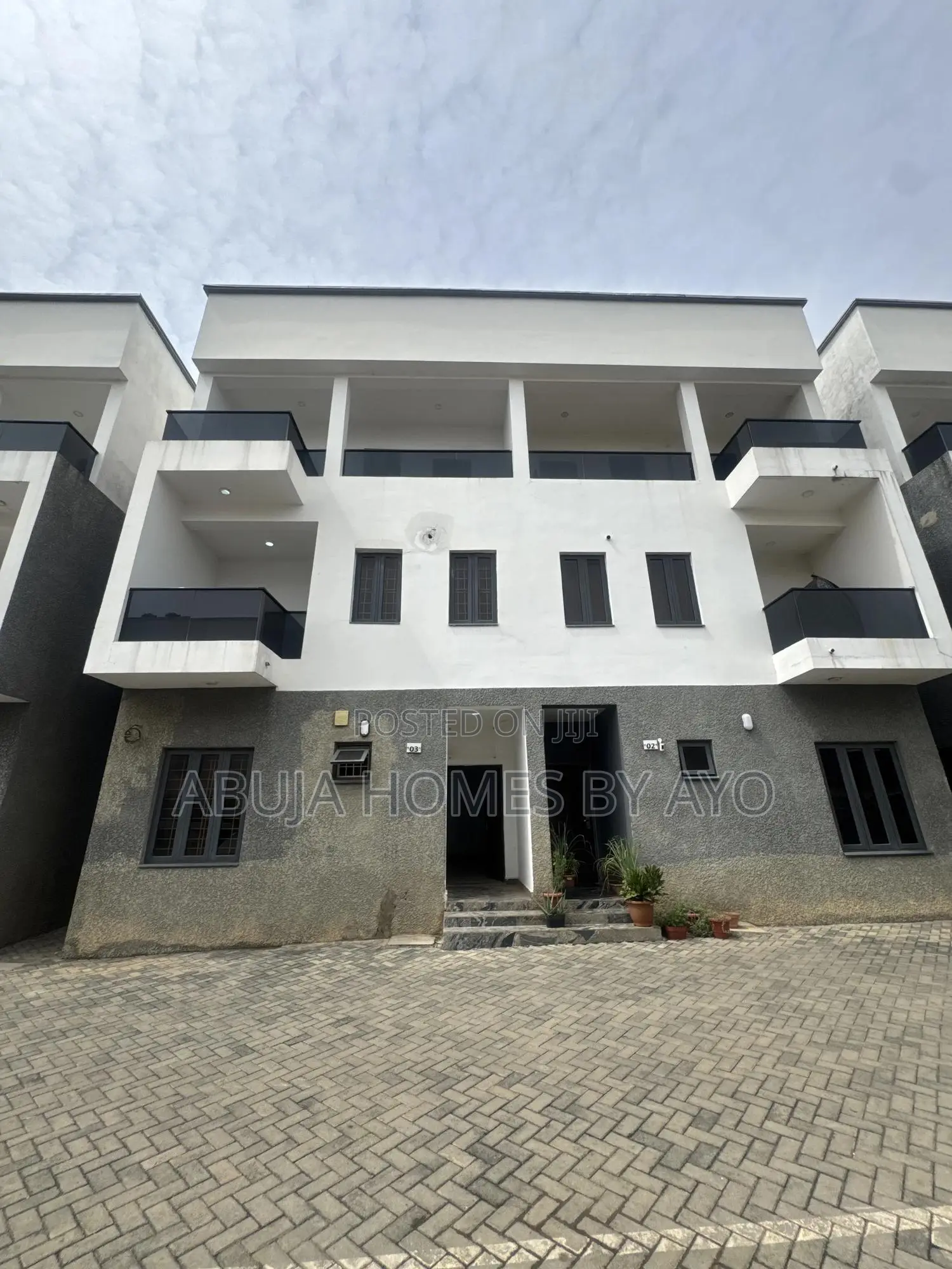 4bdrm Duplex in Jahi for sale in Jahi