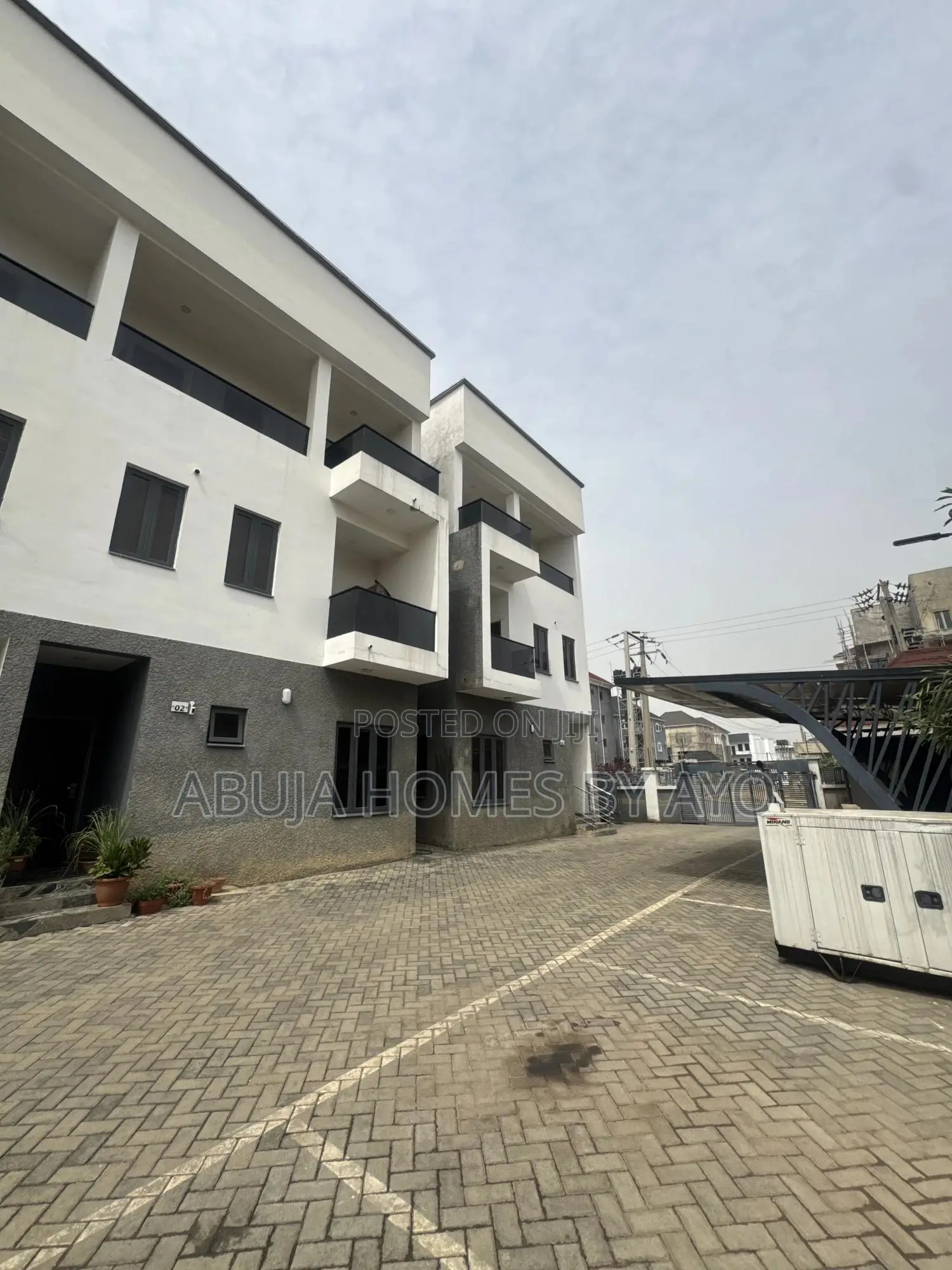 4bdrm Duplex in Jahi for sale in Jahi