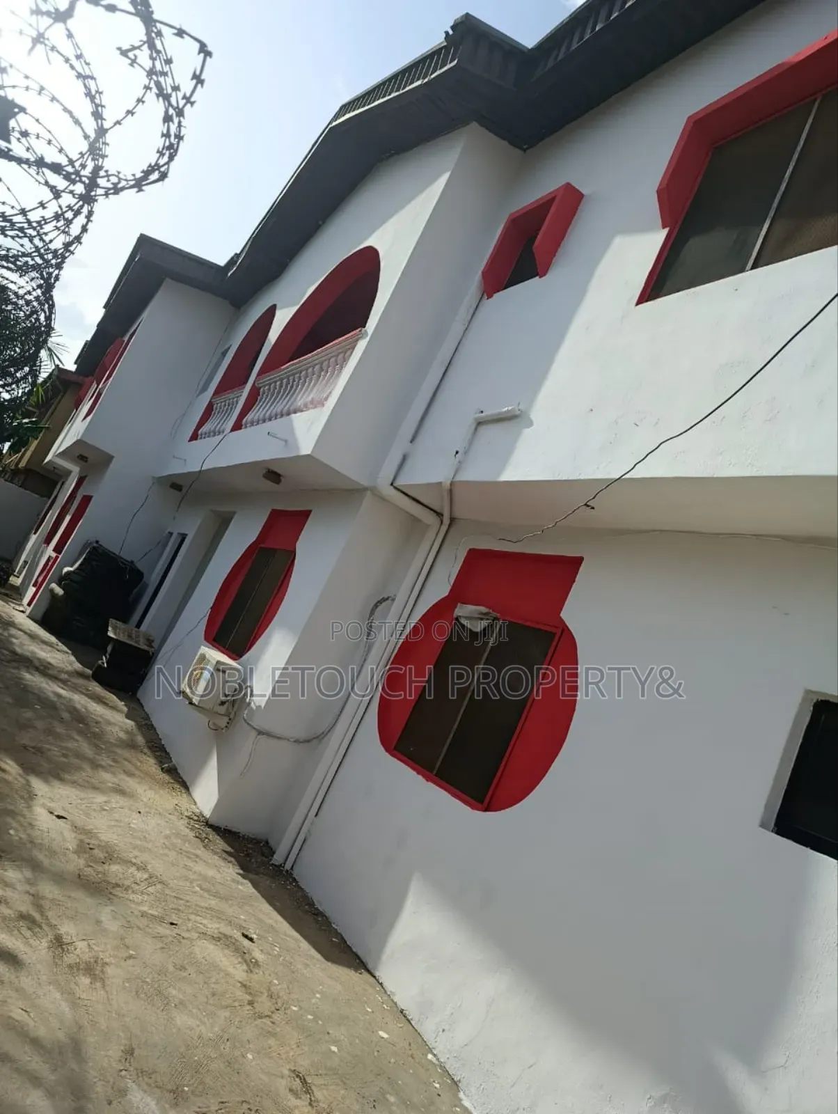 3bdrm Block of Flats in Ijegun Ikotun Lagos for sale in Ijegun
