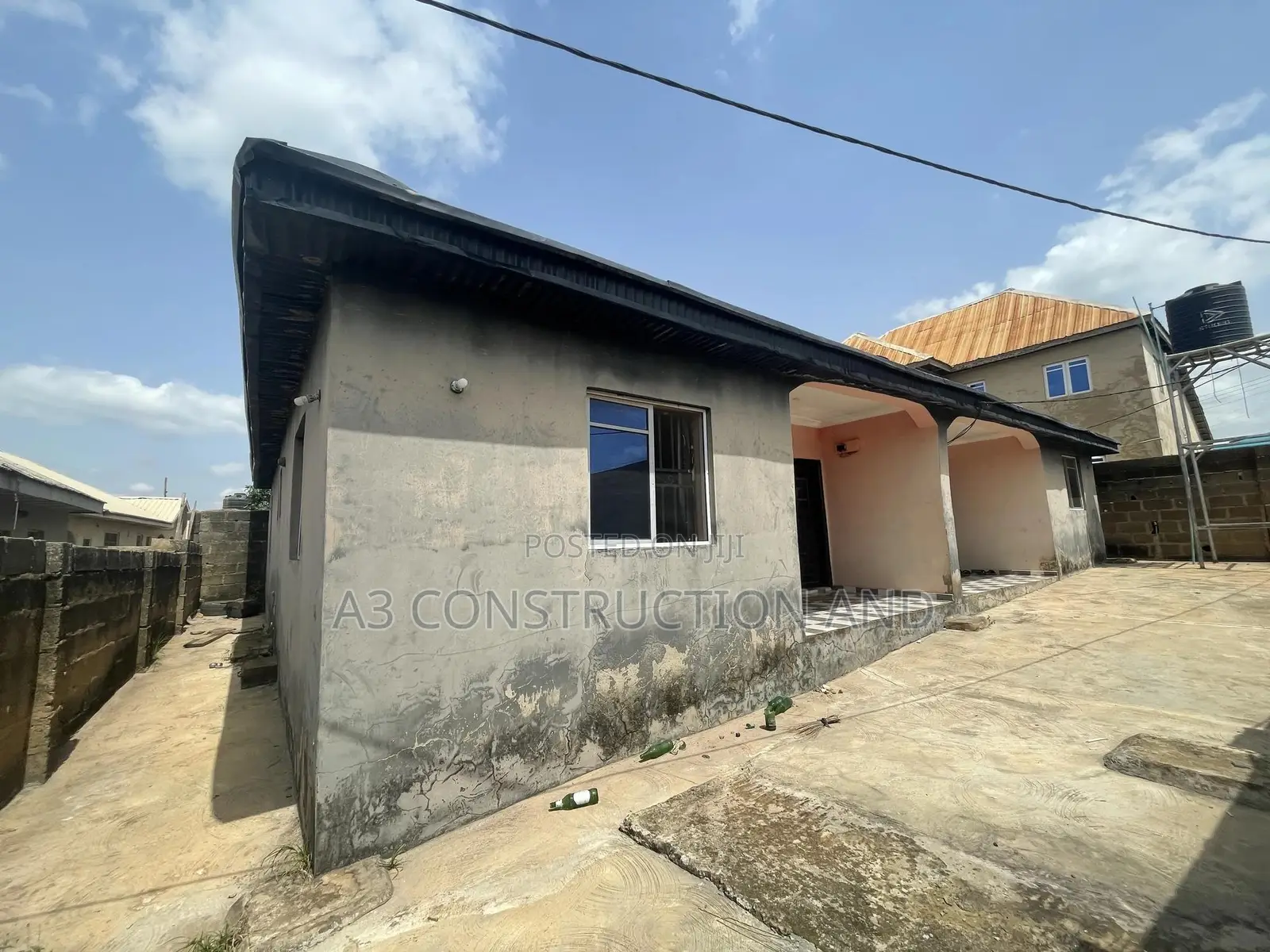 2bdrm Bungalow in Akobo, Elewuro Close for sale in Akobo