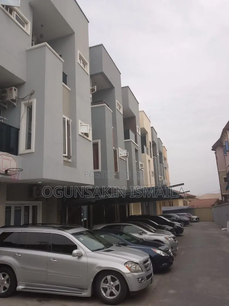 Furnished 4bdrm Townhouse / Terrace in Adeniyi Jones Ikeja for rent in Adeniyi Jones