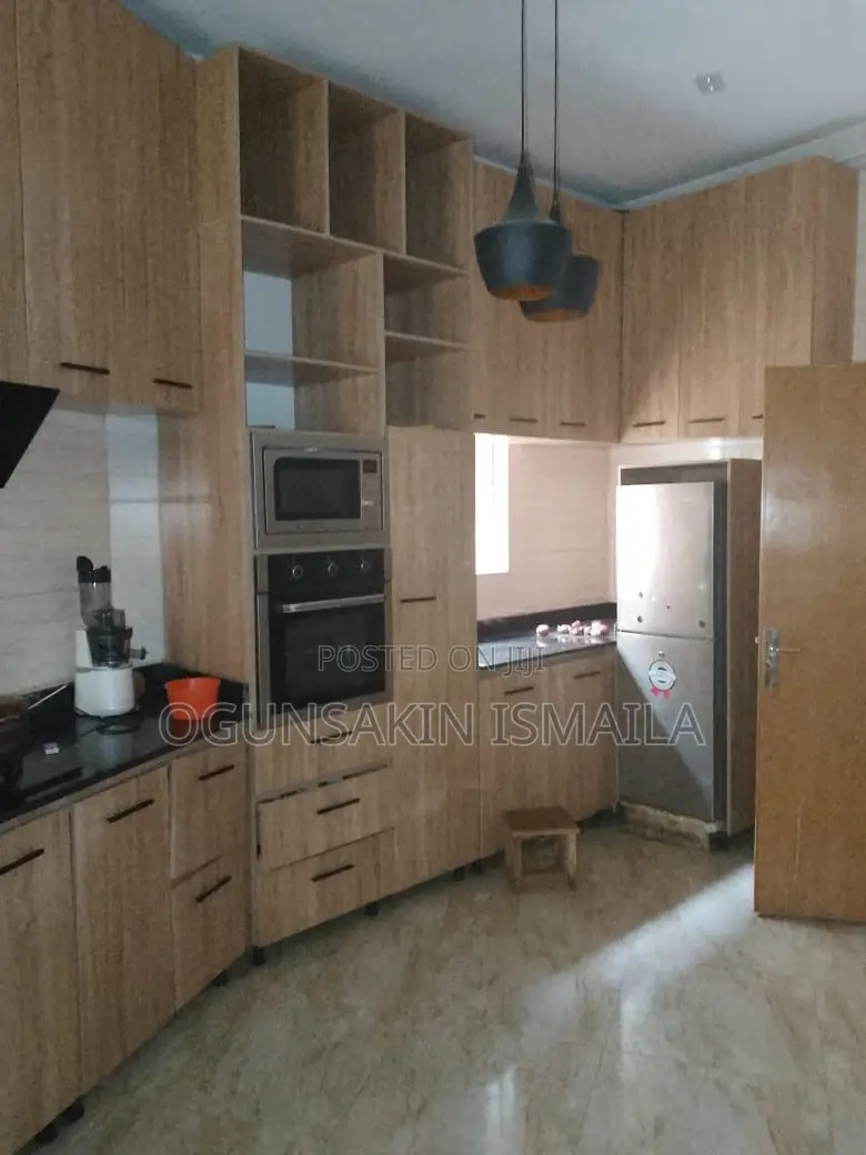 Furnished 4bdrm Townhouse / Terrace in Adeniyi Jones Ikeja for rent in Adeniyi Jones