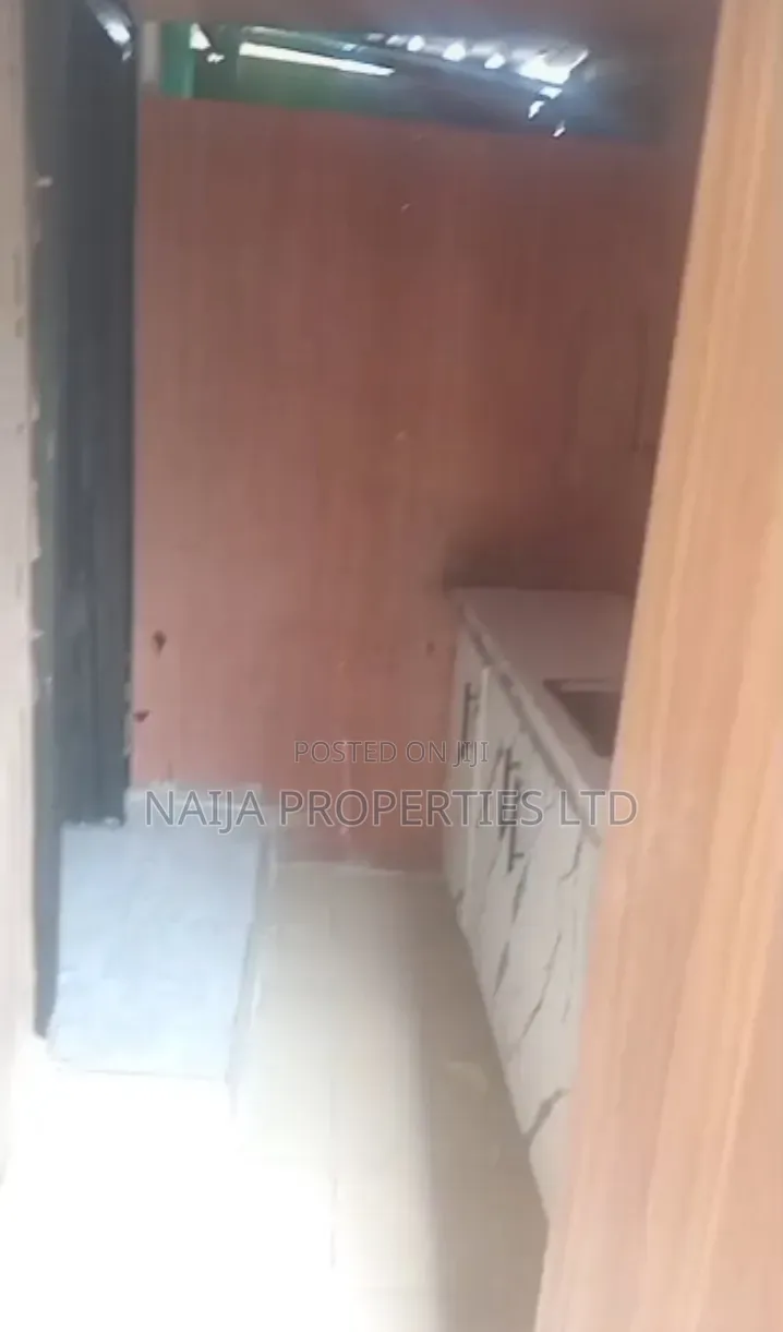 Studio Apartment in Bera Estate, Chevron for rent in Chevron