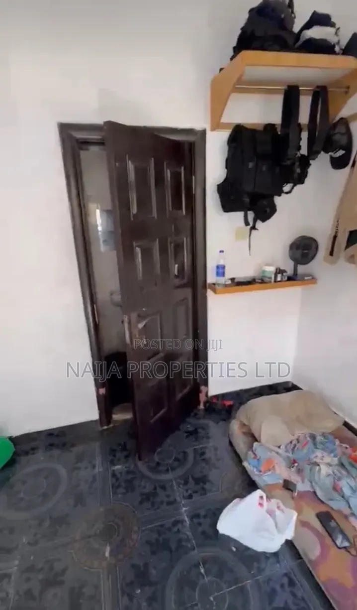 Studio Apartment in Bera Estate, Chevron for rent in Chevron