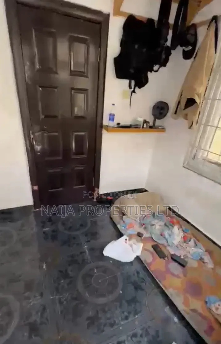 Studio Apartment in Bera Estate, Chevron for rent in Chevron