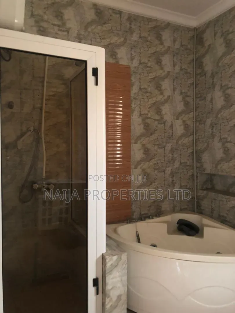 4bdrm Duplex in Osapa London for rent in Osapa london
