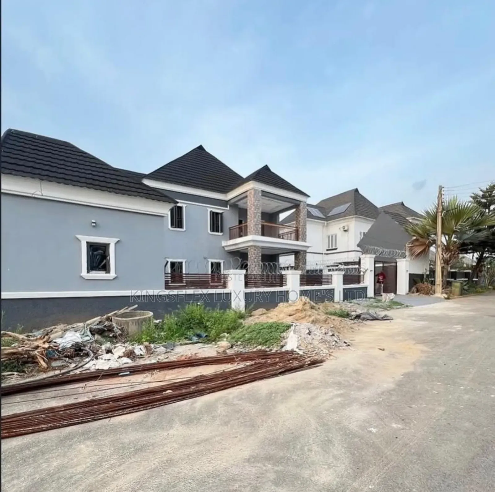 4bdrm Duplex in Supercell. Estate, Apo District for sale in Apo District