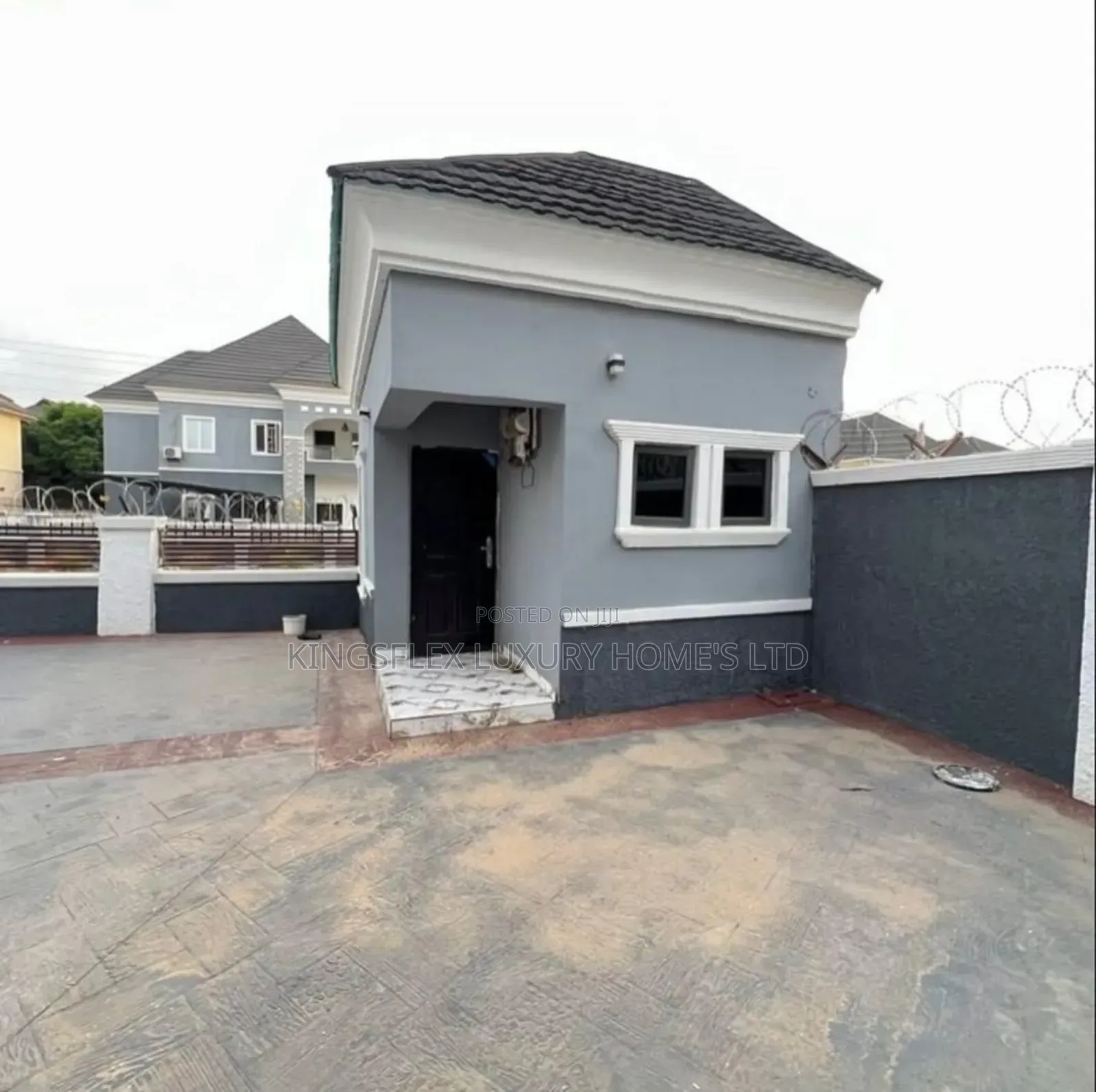 4bdrm Duplex in Supercell. Estate, Apo District for sale in Apo District