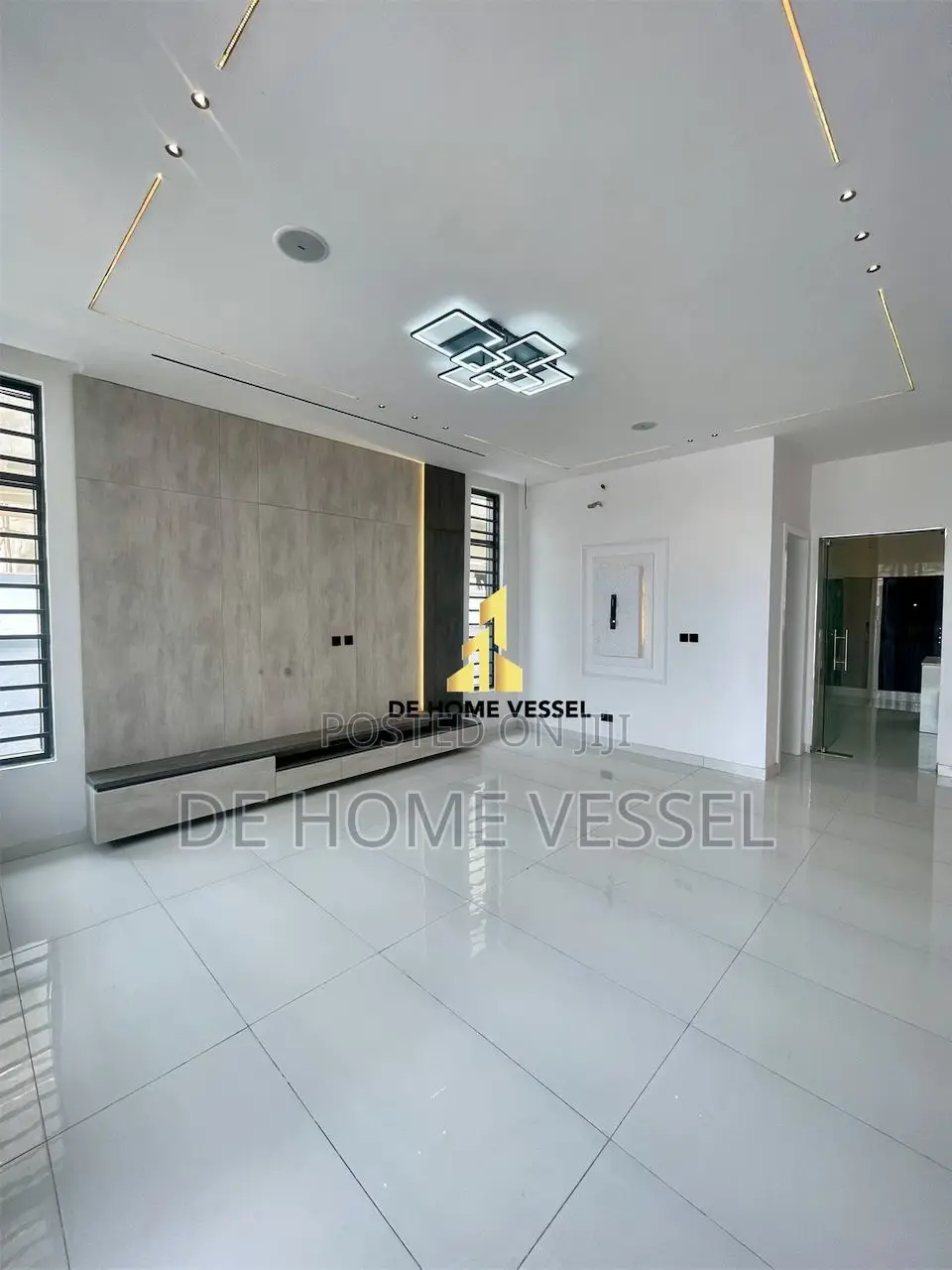 4bdrm Duplex in Ikota for sale in Ikota