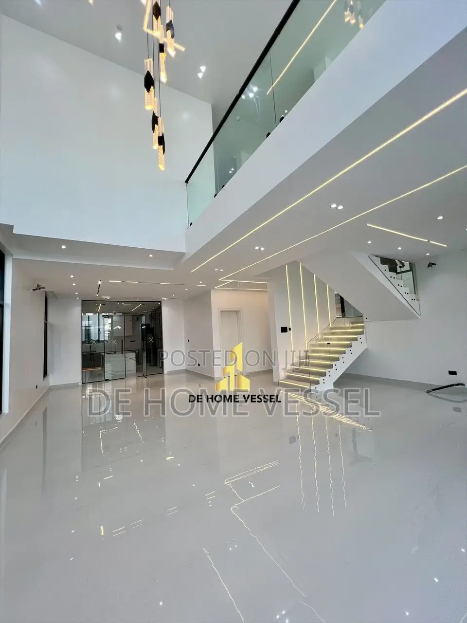 5bdrm Duplex in Ikota for sale in Ikota