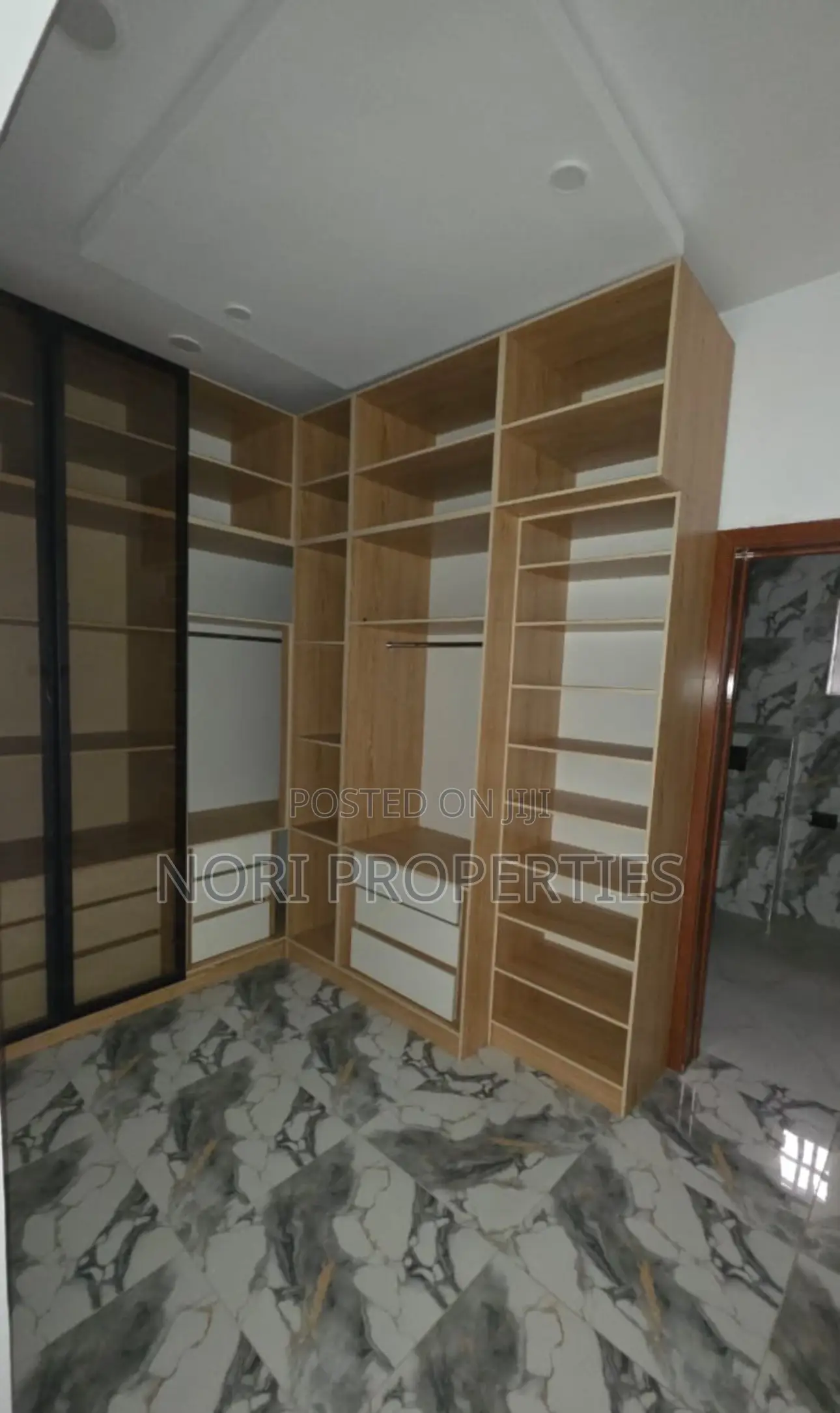 Furnished 4bdrm Duplex in Carlton Gate Estate, Akobo for sale in Akobo