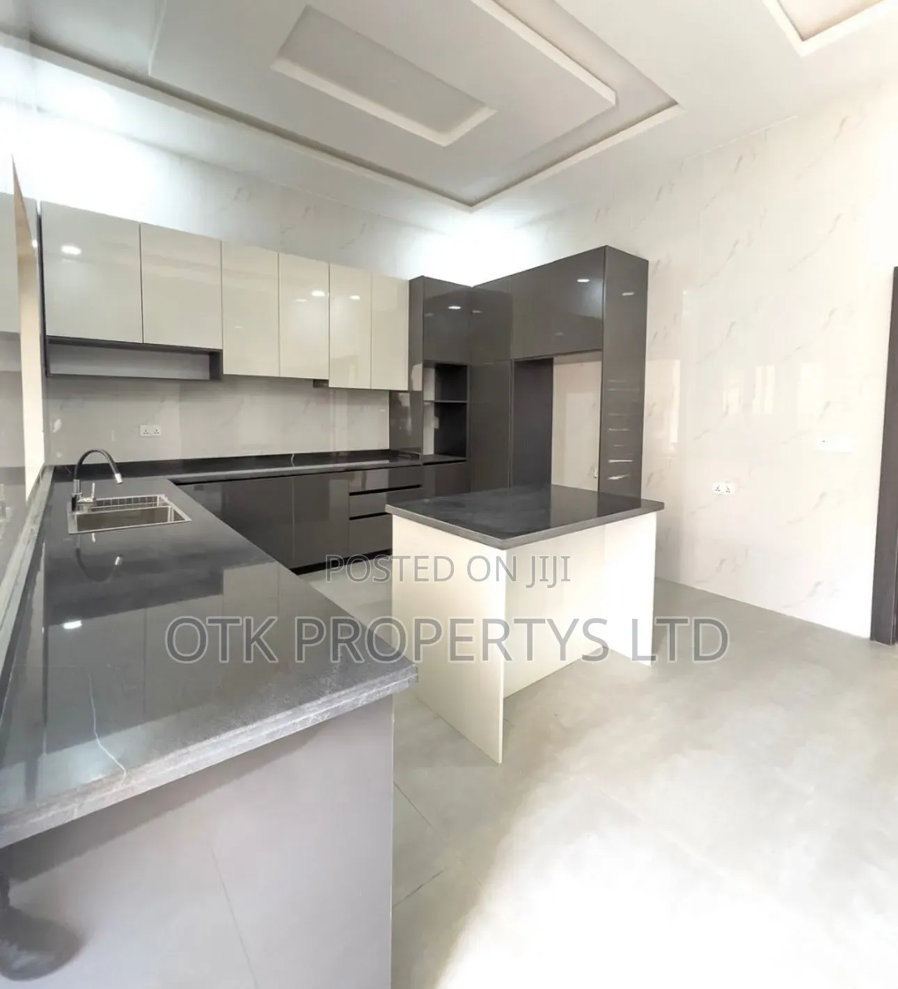 7bdrm Duplex in At Efab Metropolis, Life Camp for sale in Life Camp