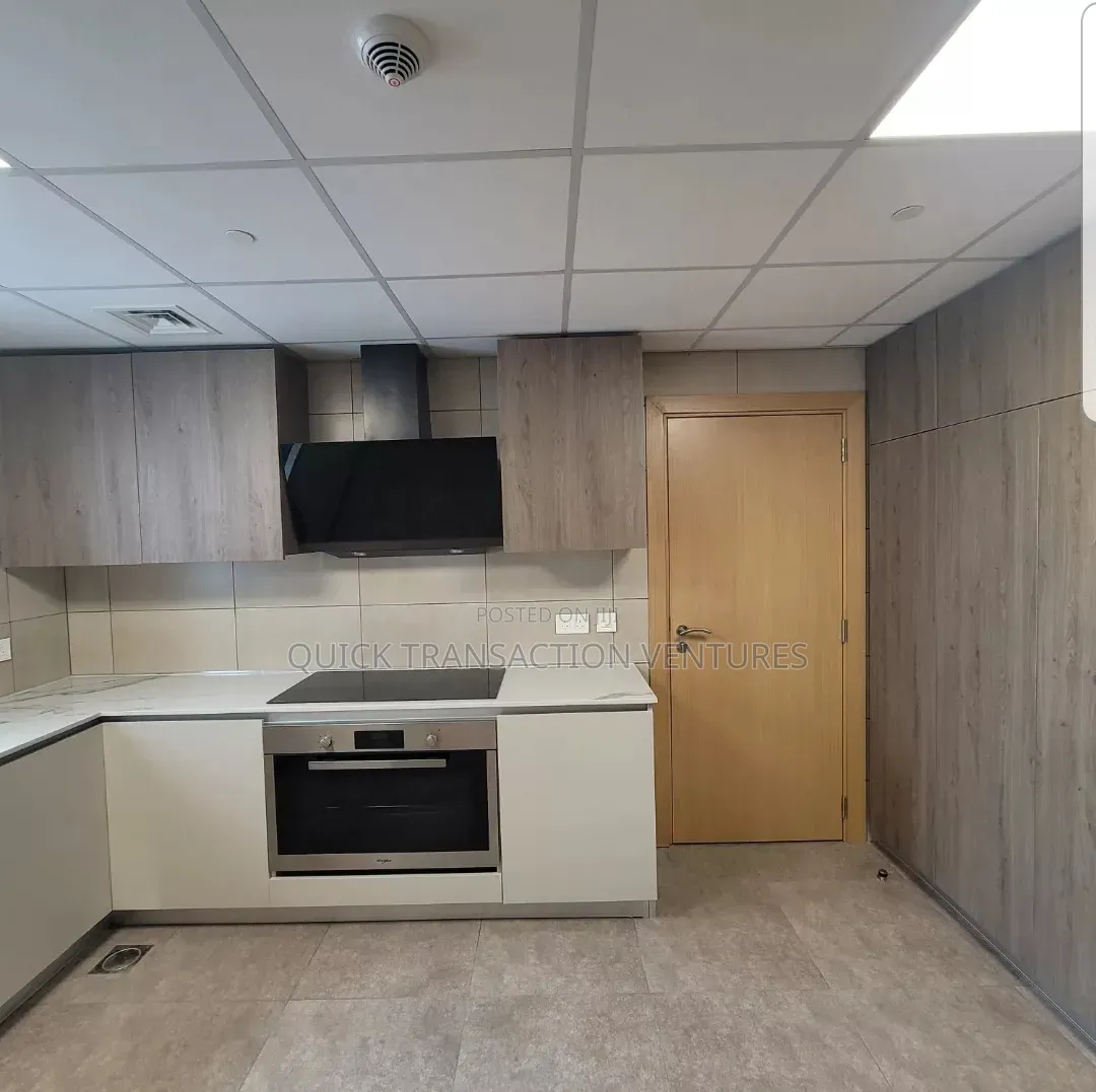 3bdrm Apartment in La Tour, Ademola Adetokunbo for rent in Ademola Adetokunbo