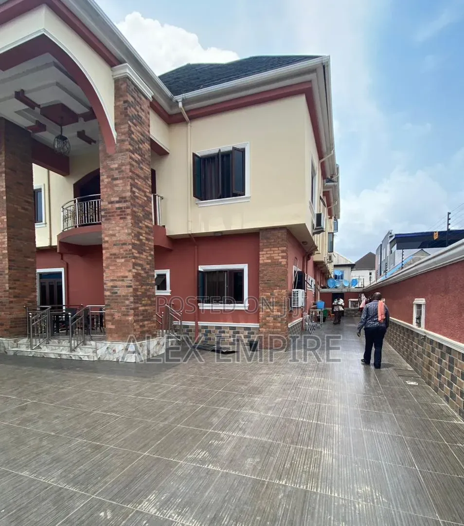 5bdrm Duplex in Ago Palace for sale in Ago Palace