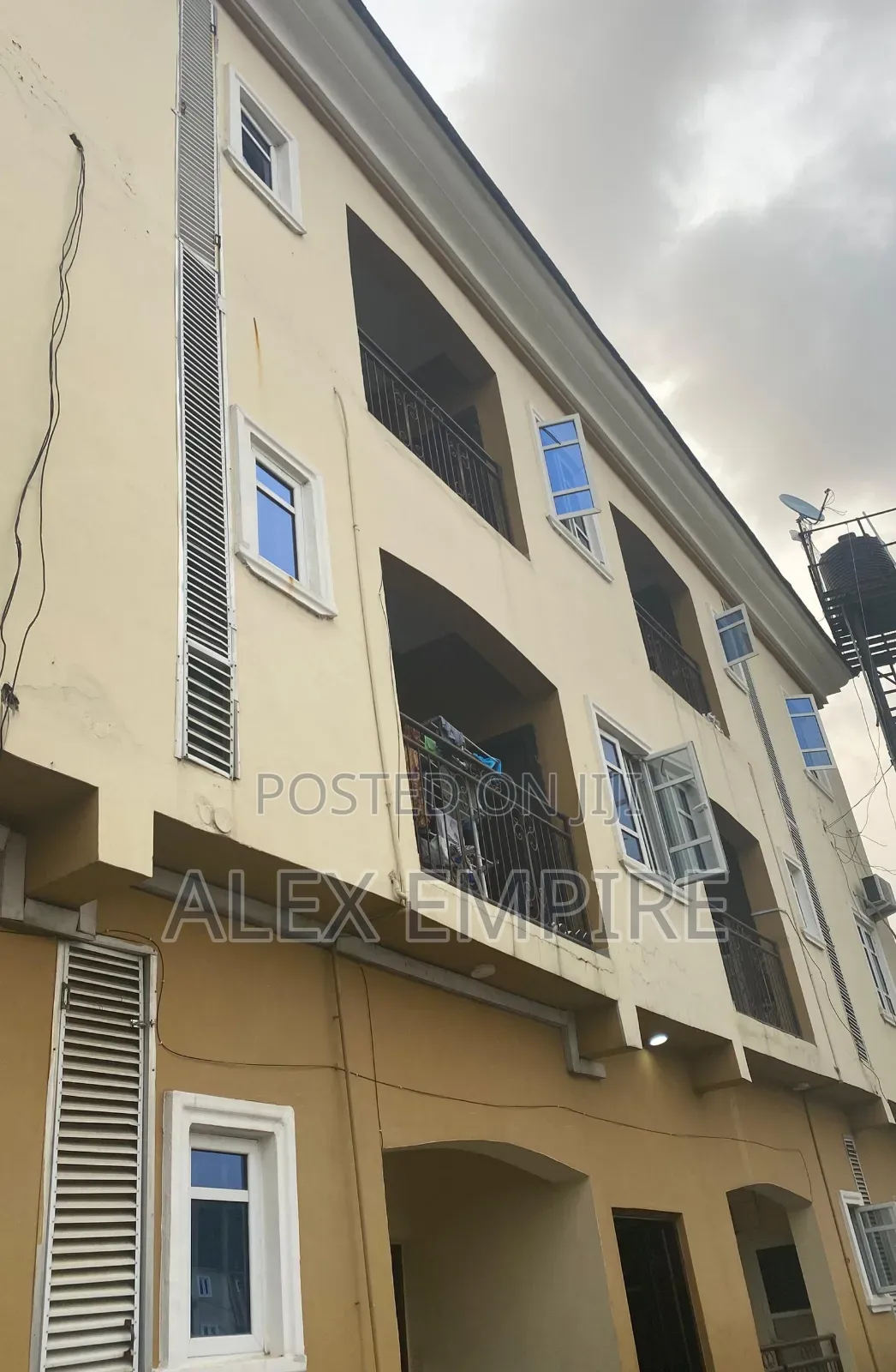 2bdrm Block of Flats in Ago Palace for sale in Ago Palace