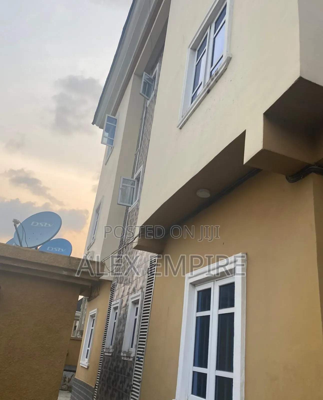 2bdrm Block of Flats in Ago Palace for sale in Ago Palace