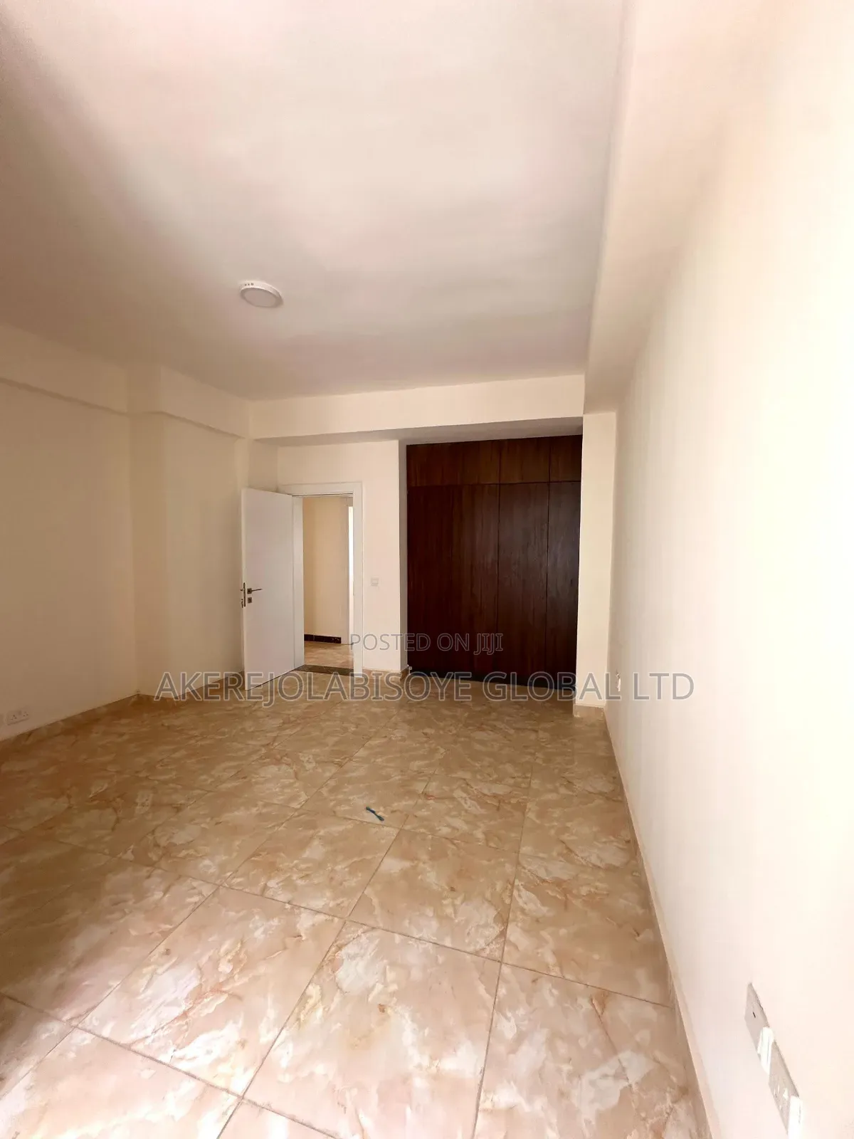 3bdrm Apartment in Jahi Gilmore, Abuja for rent in Jahi