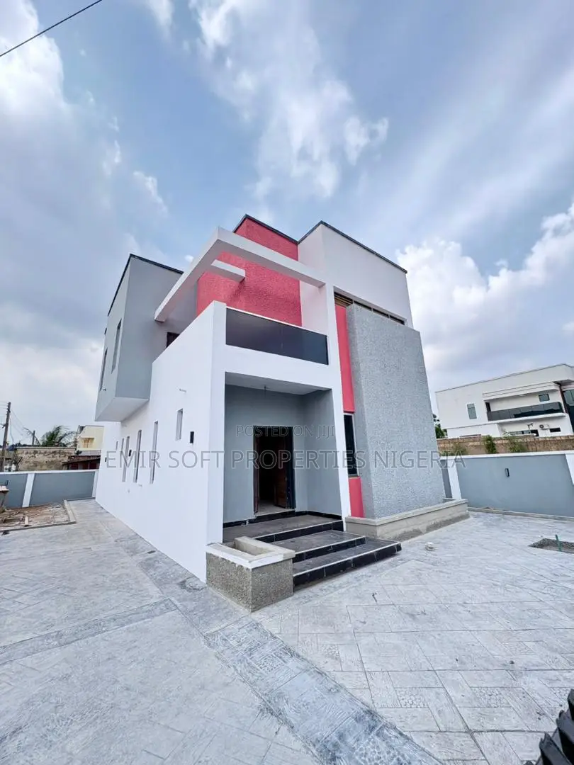 4bdrm Duplex in Carlton Gate Estate, Akobo for sale in Akobo